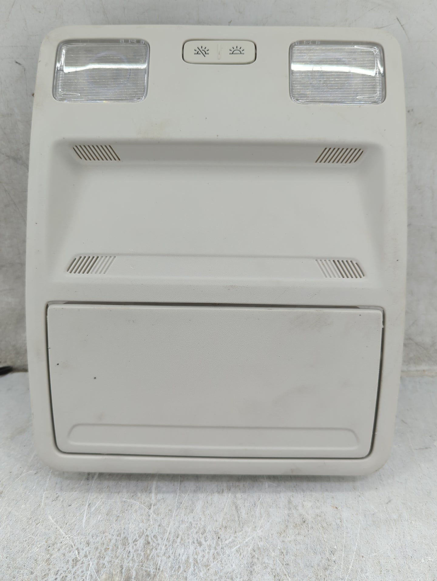 2025 Ford Escape Overhead Roof Console - Oemusedautoparts1.com