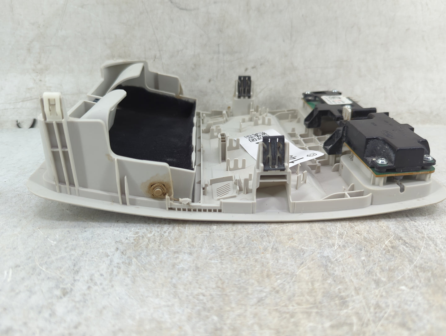 2025 Ford Escape Overhead Roof Console - Oemusedautoparts1.com