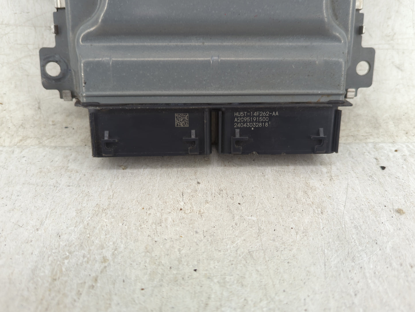 2025 Ford Explorer PCM Engine Control Computer ECU ECM PCU OEM Fits OEM Used Auto Parts - Oemusedautoparts1.com