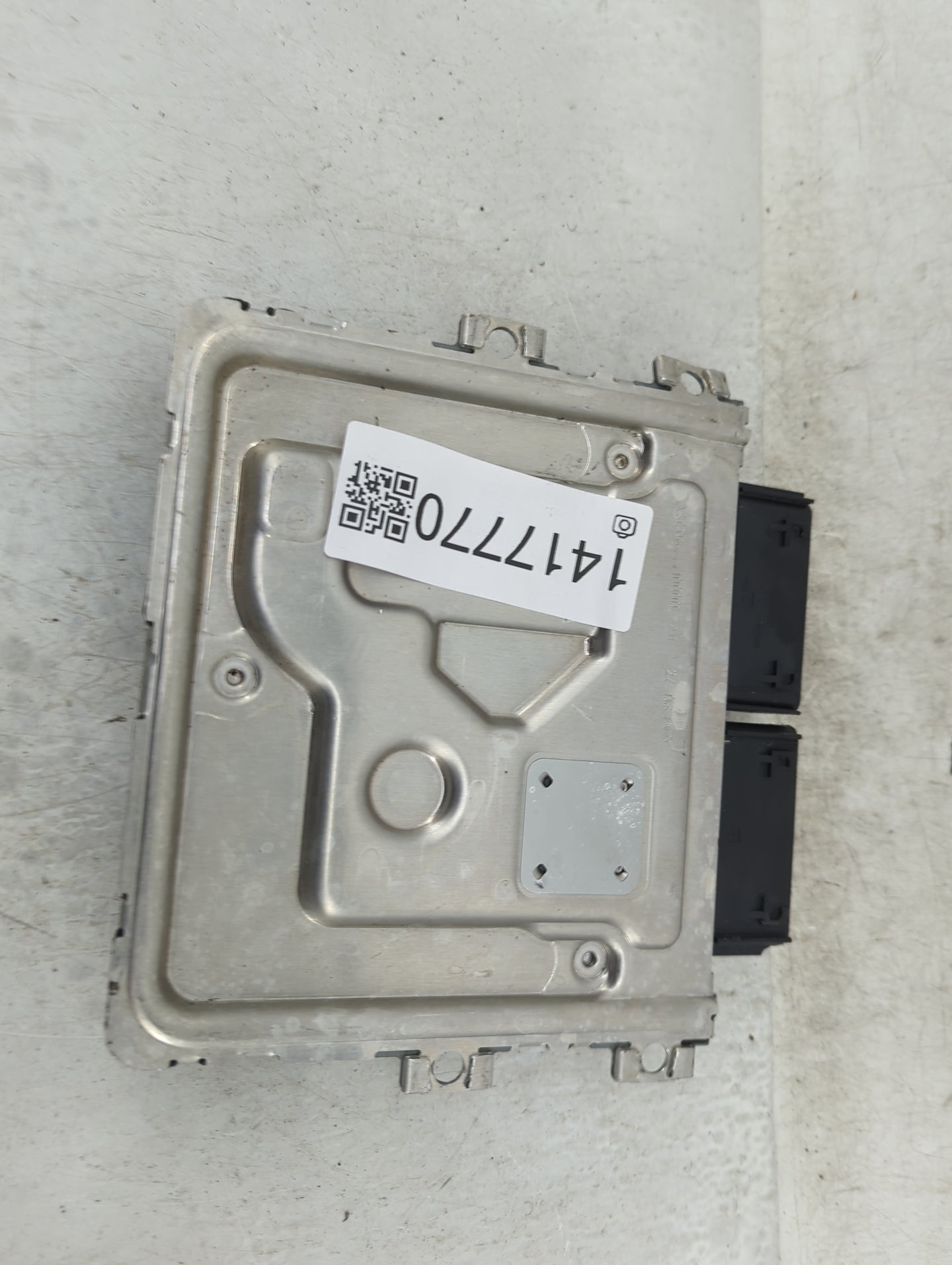 2025 Ford Explorer PCM Engine Control Computer ECU ECM PCU OEM Fits OEM Used Auto Parts - Oemusedautoparts1.com