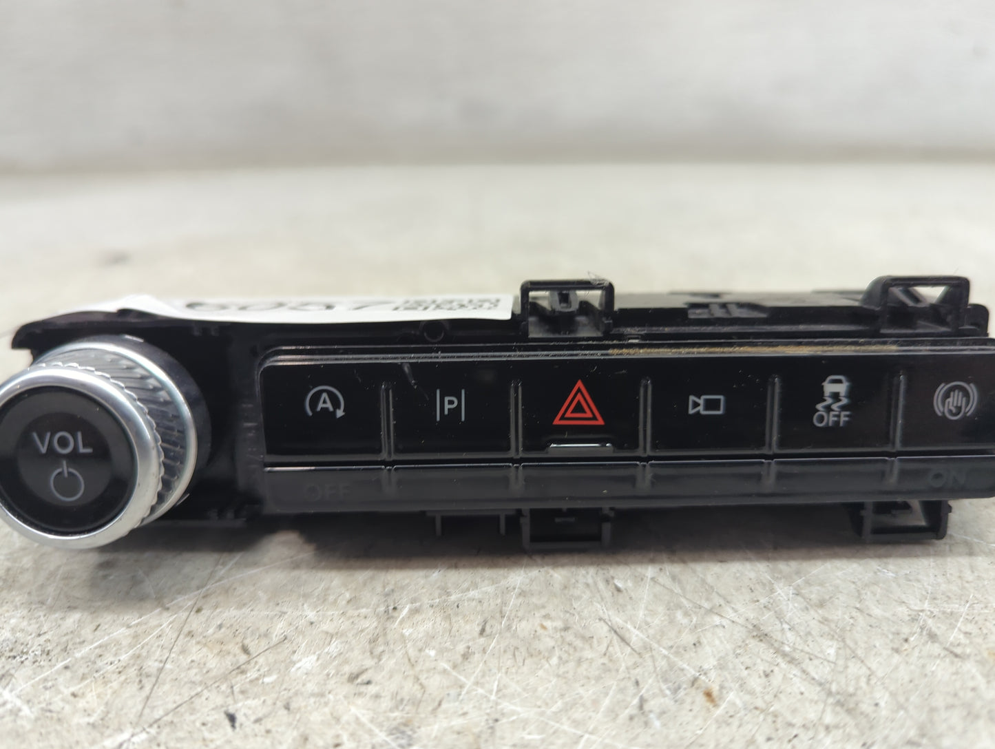 2025 Ford Explorer Radio Control Panel - Oemusedautoparts1.com