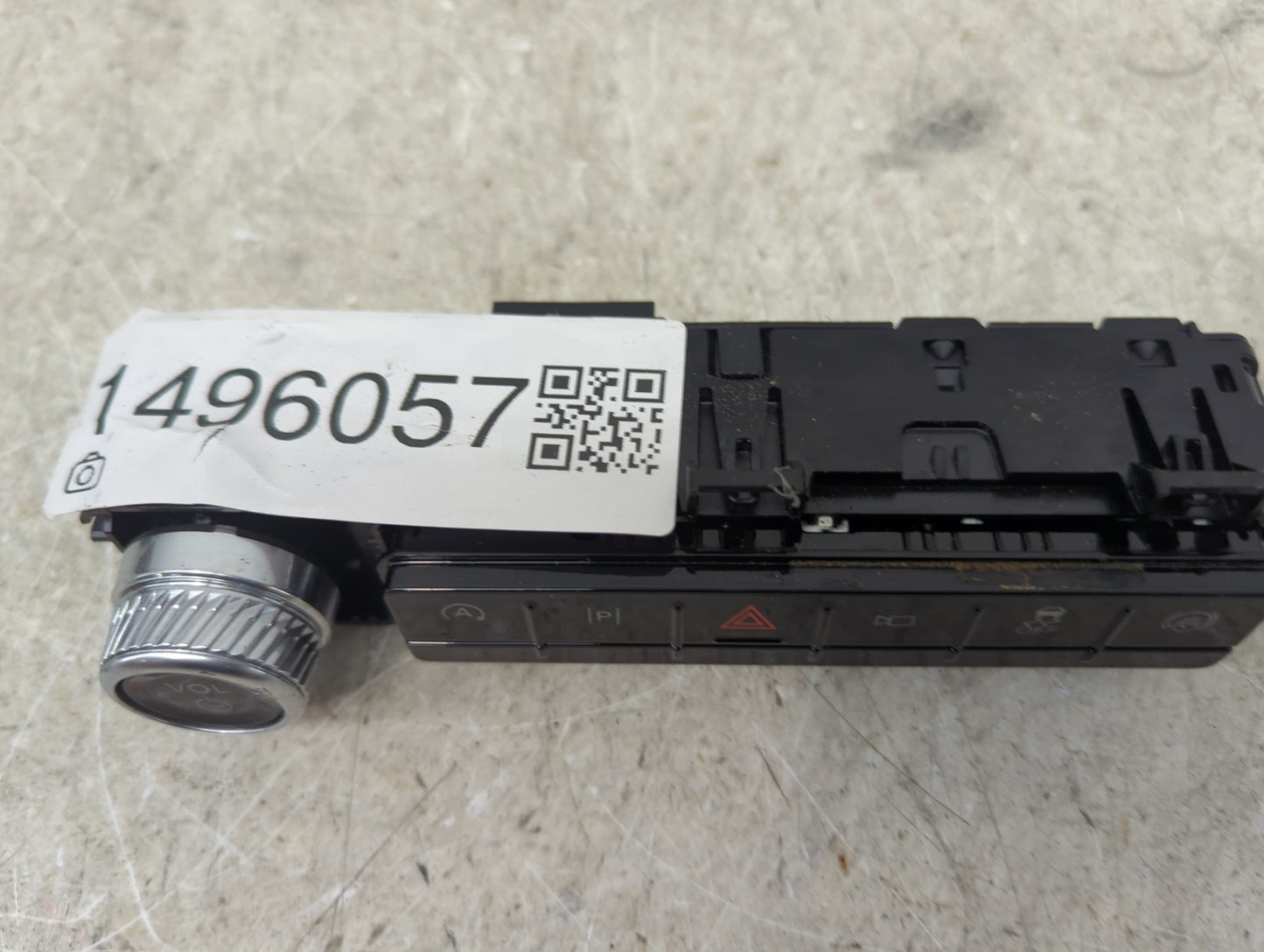 2025 Ford Explorer Radio Control Panel - Oemusedautoparts1.com