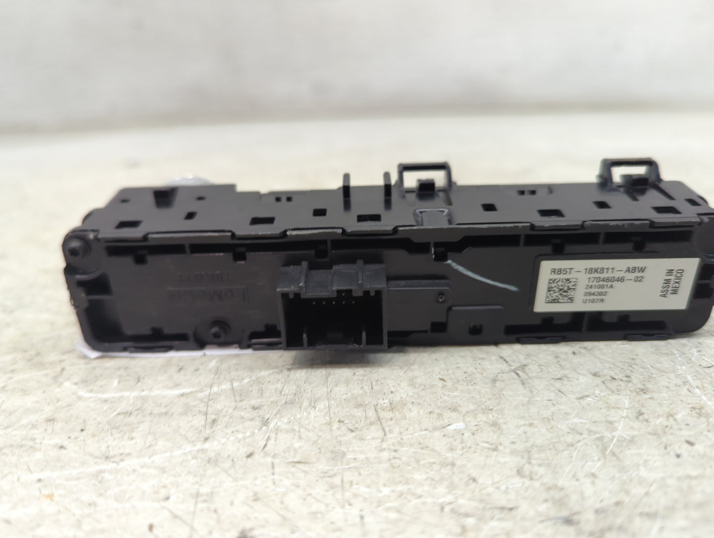 2025 Ford Explorer Radio Control Panel - Oemusedautoparts1.com