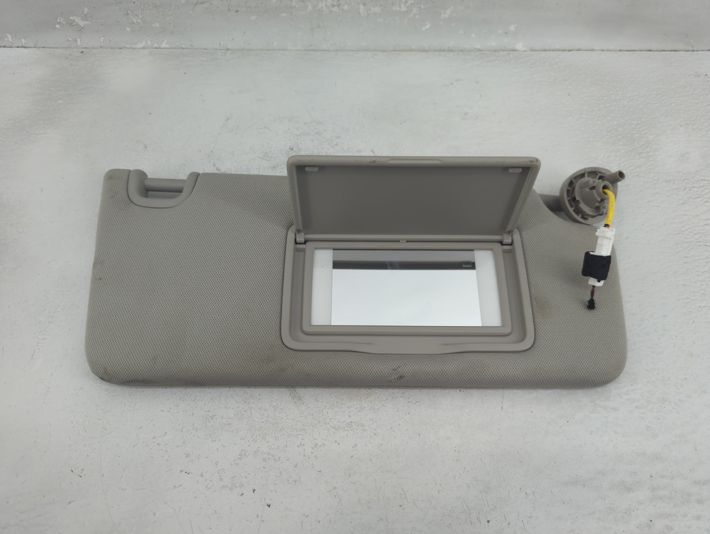 2025 Honda Accord Sun Visor Shade Replacement Passenger Right Mirror Fits OEM Used Auto Parts - Oemusedautoparts1.com