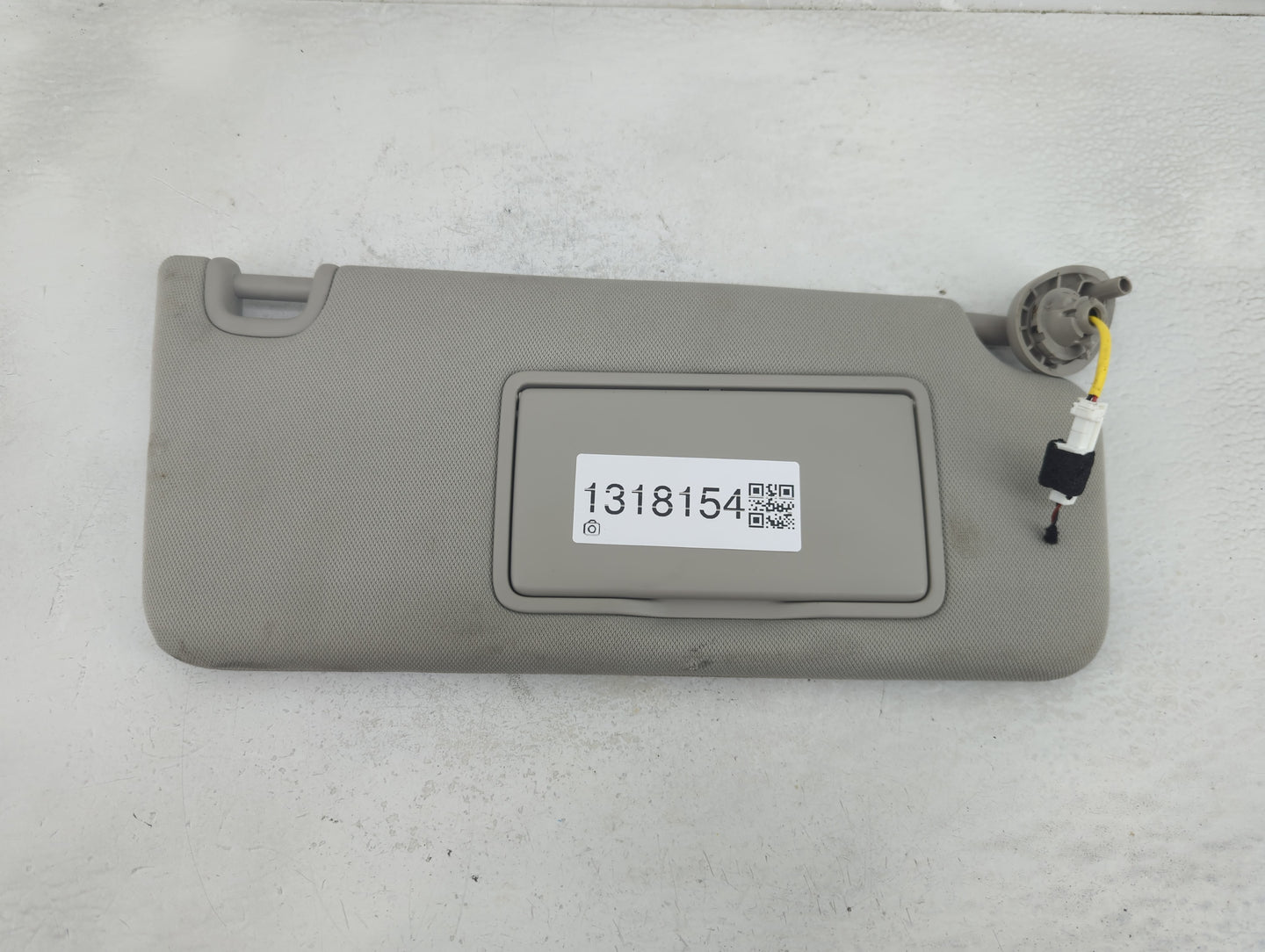 2025 Honda Accord Sun Visor Shade Replacement Passenger Right Mirror Fits OEM Used Auto Parts - Oemusedautoparts1.com