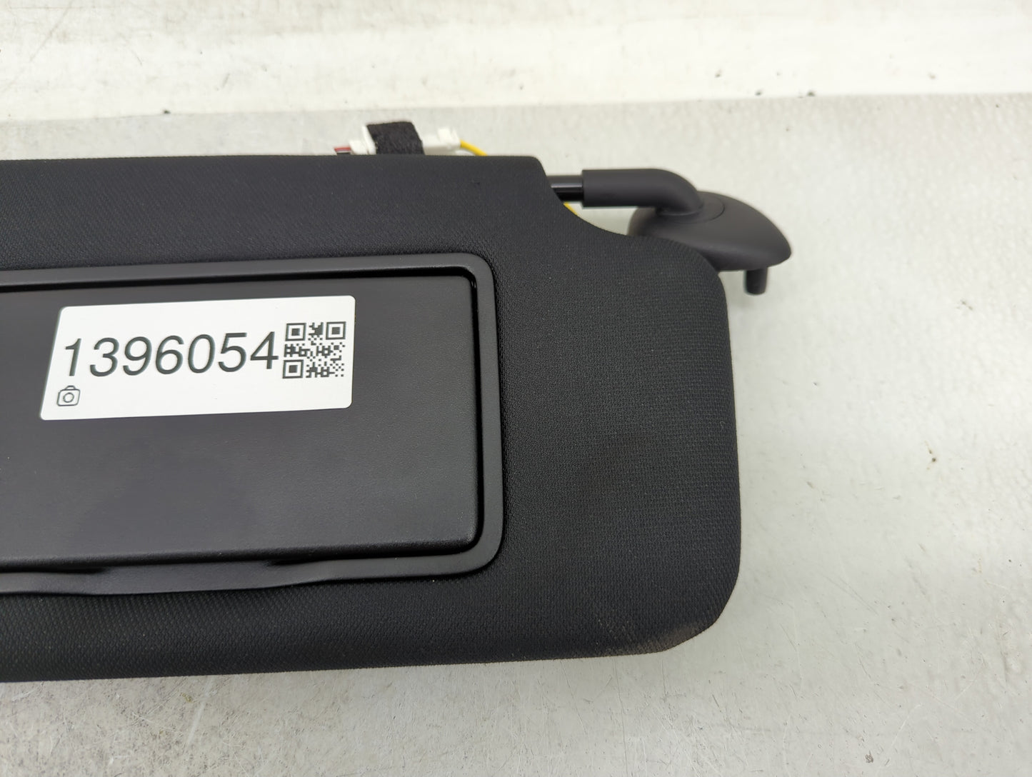 2025 Honda Accord Sun Visor Shade Replacement Passenger Right Mirror Fits OEM Used Auto Parts - Oemusedautoparts1.com
