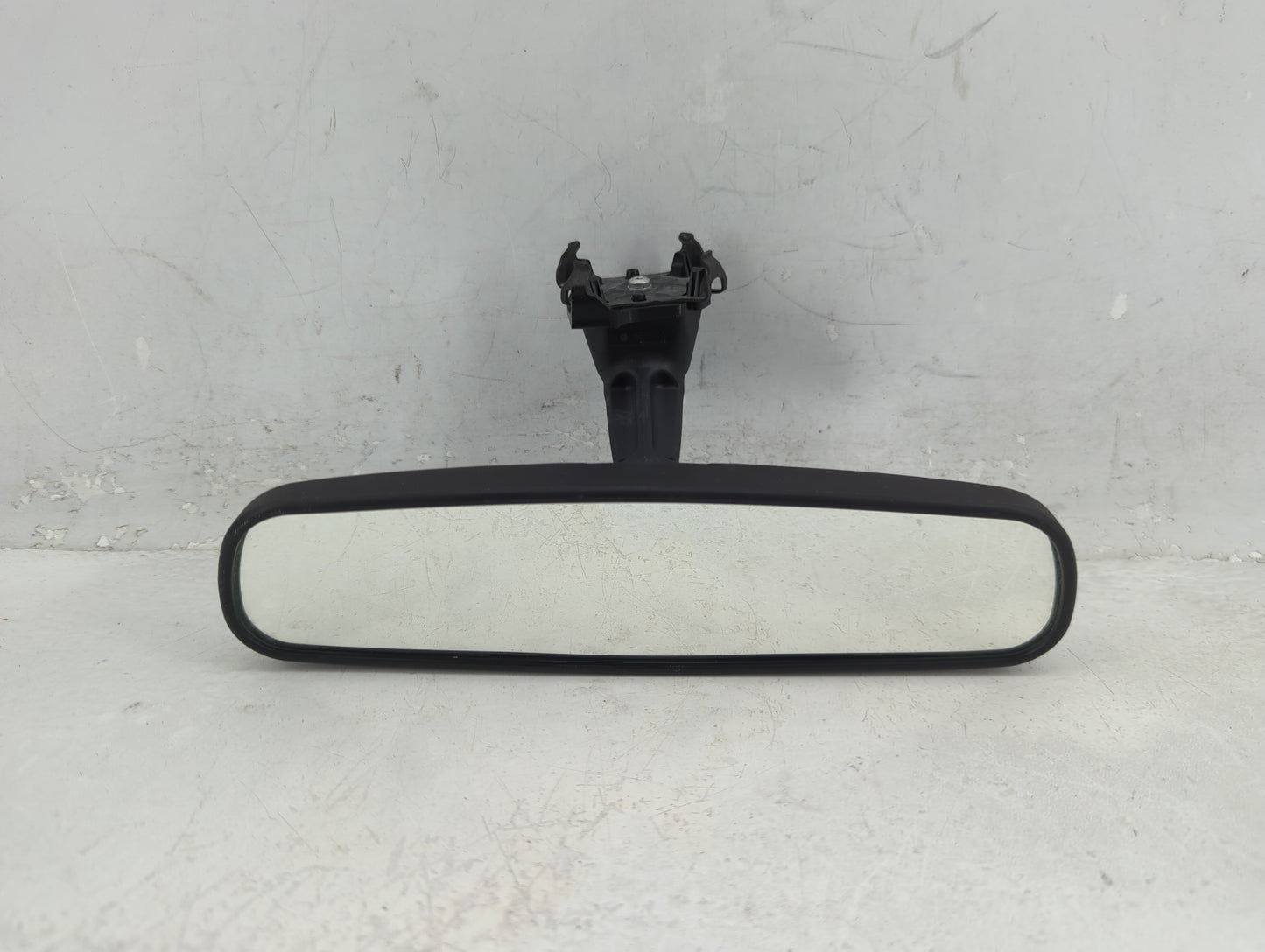 2025 Honda Accord Interior Rear View Mirror Replacement OEM P/N:E11025617 E11015617, E11045617 Fits OEM Used Auto Parts - Oe