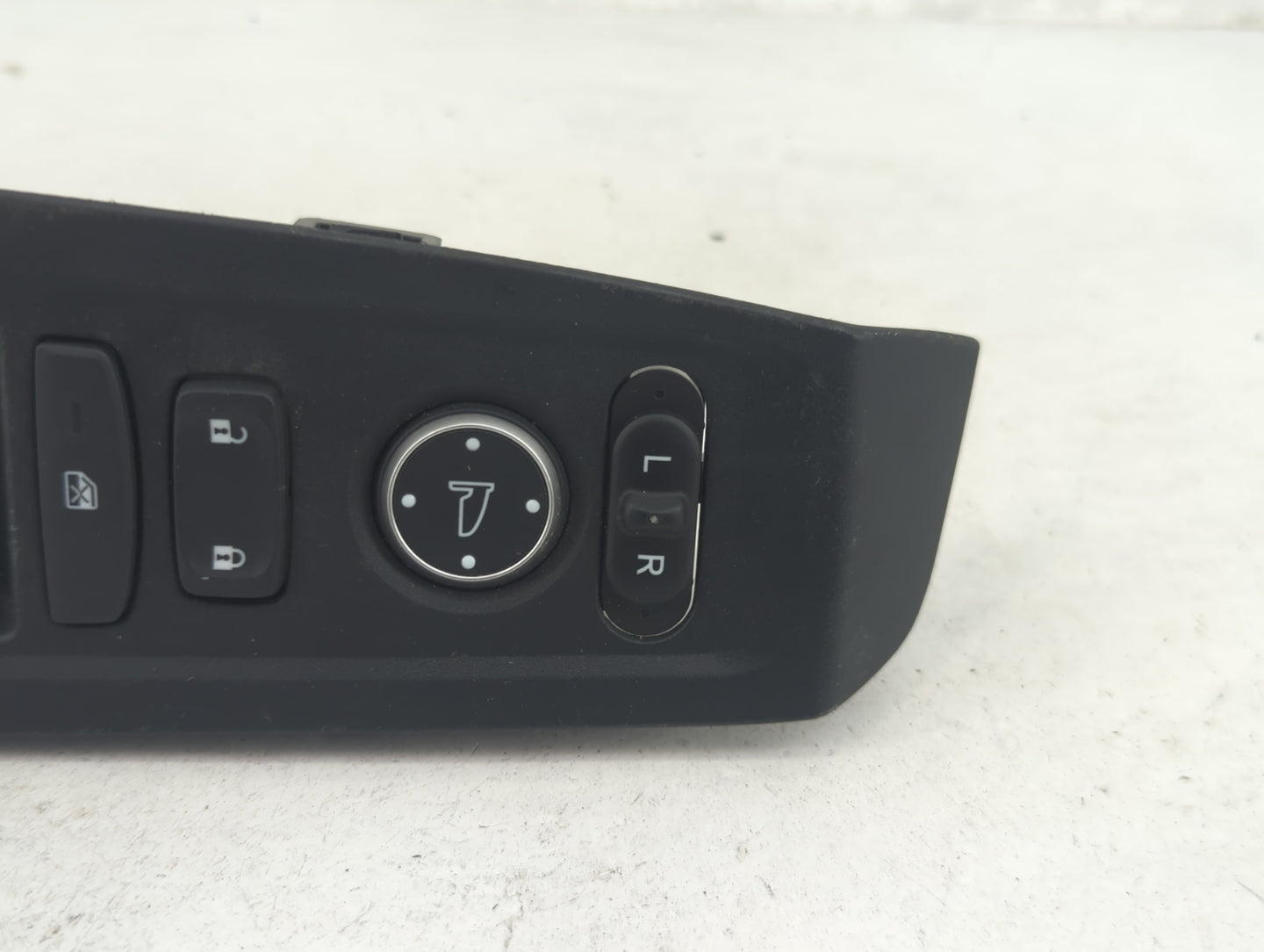 2025 Honda Accord Master Power Window Switch Replacement Driver Side Left P/N:T20 A211 Fits OEM Used Auto Parts - Oemusedaut