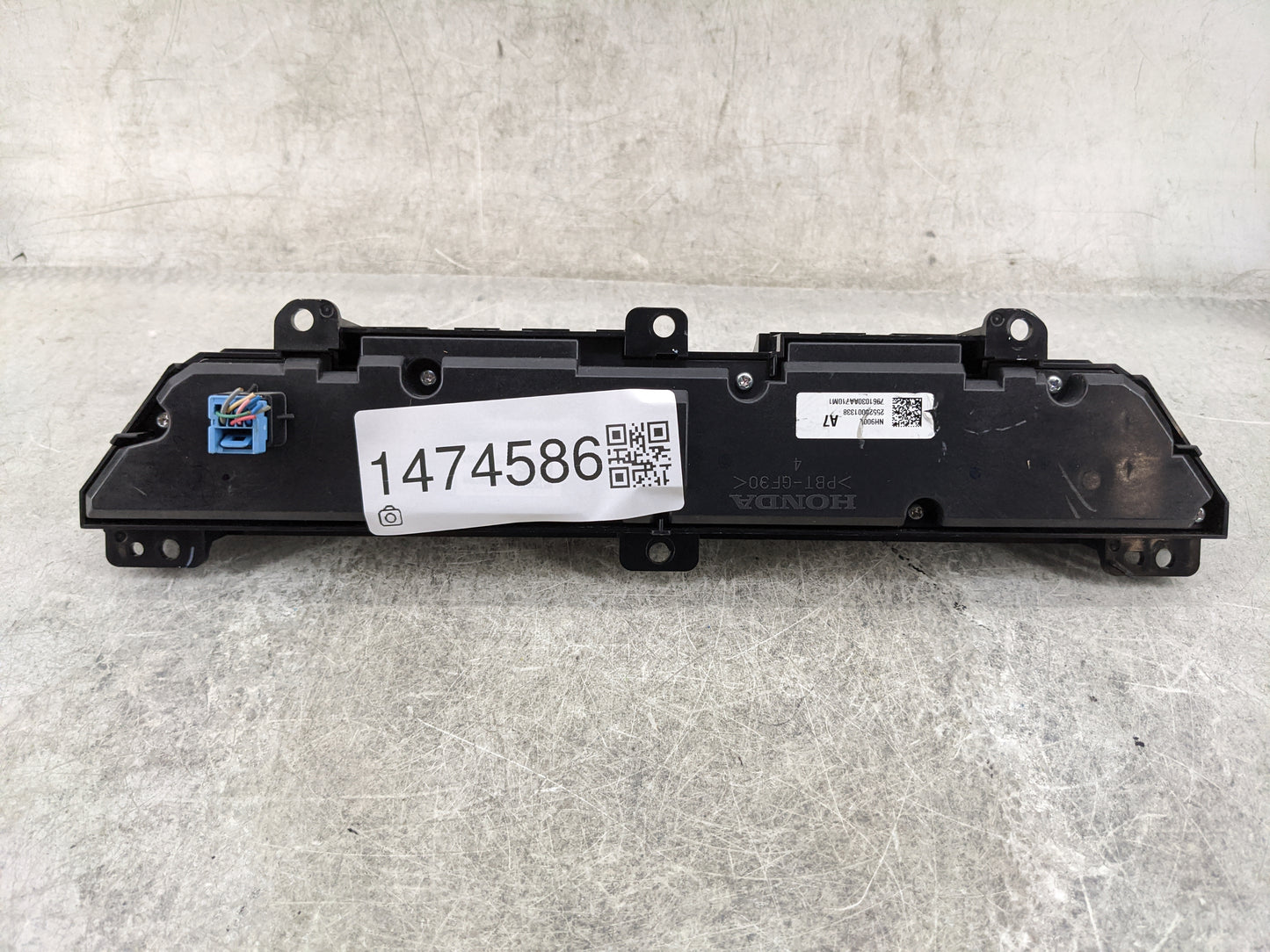 2025 Honda Accord Climate Control Module Temperature AC/Heater Replacement P/N:7961030AA710M1 Fits OEM Used Auto Parts - Oem