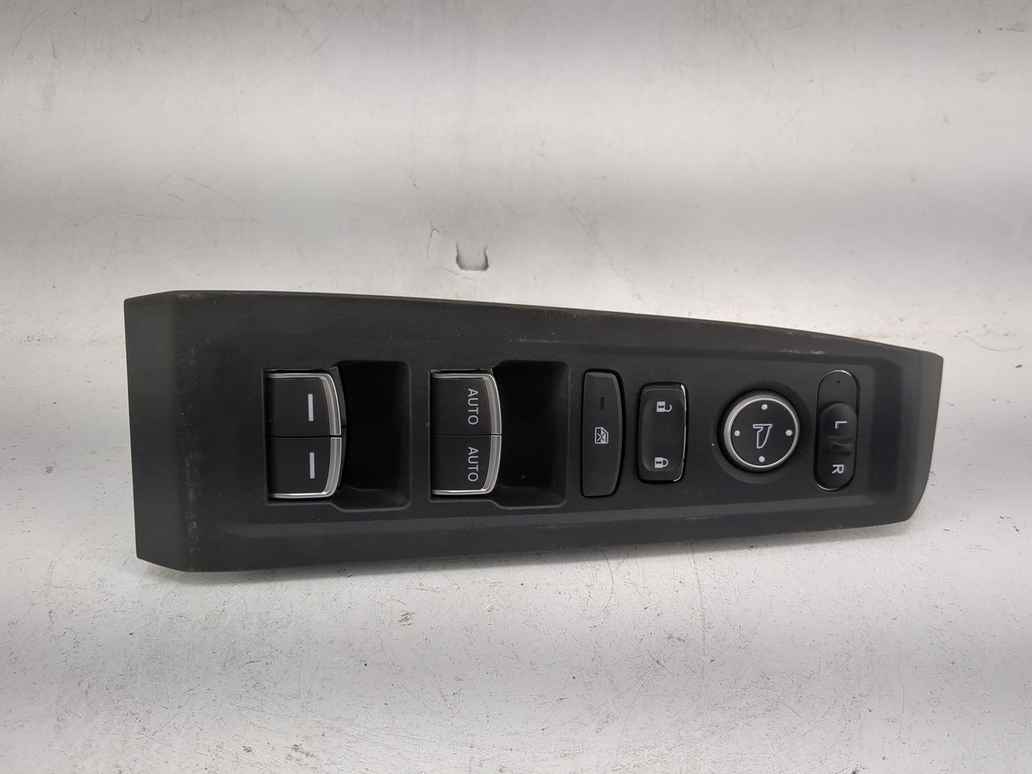 2025 Honda Accord Master Power Window Switch Replacement Driver Side Left P/N:T20 A211 1974T Fits OEM Used Auto Parts - Oemu