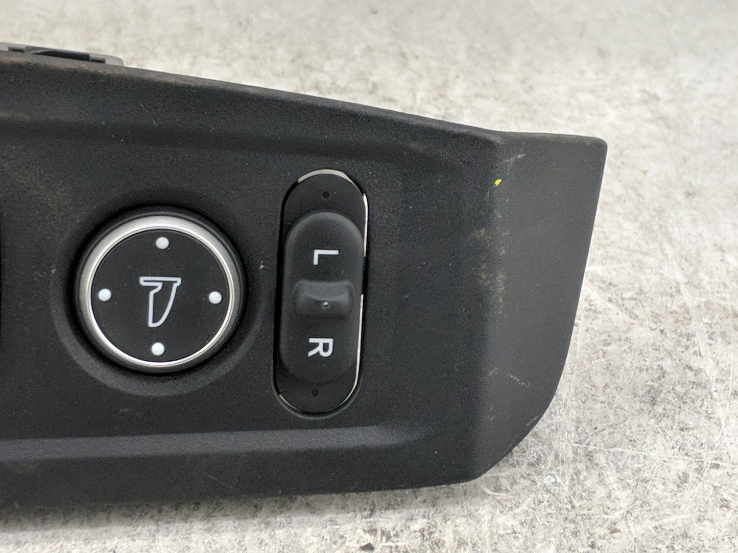 2025 Honda Accord Master Power Window Switch Replacement Driver Side Left P/N:T20 A211 0985T Fits OEM Used Auto Parts - Oemu