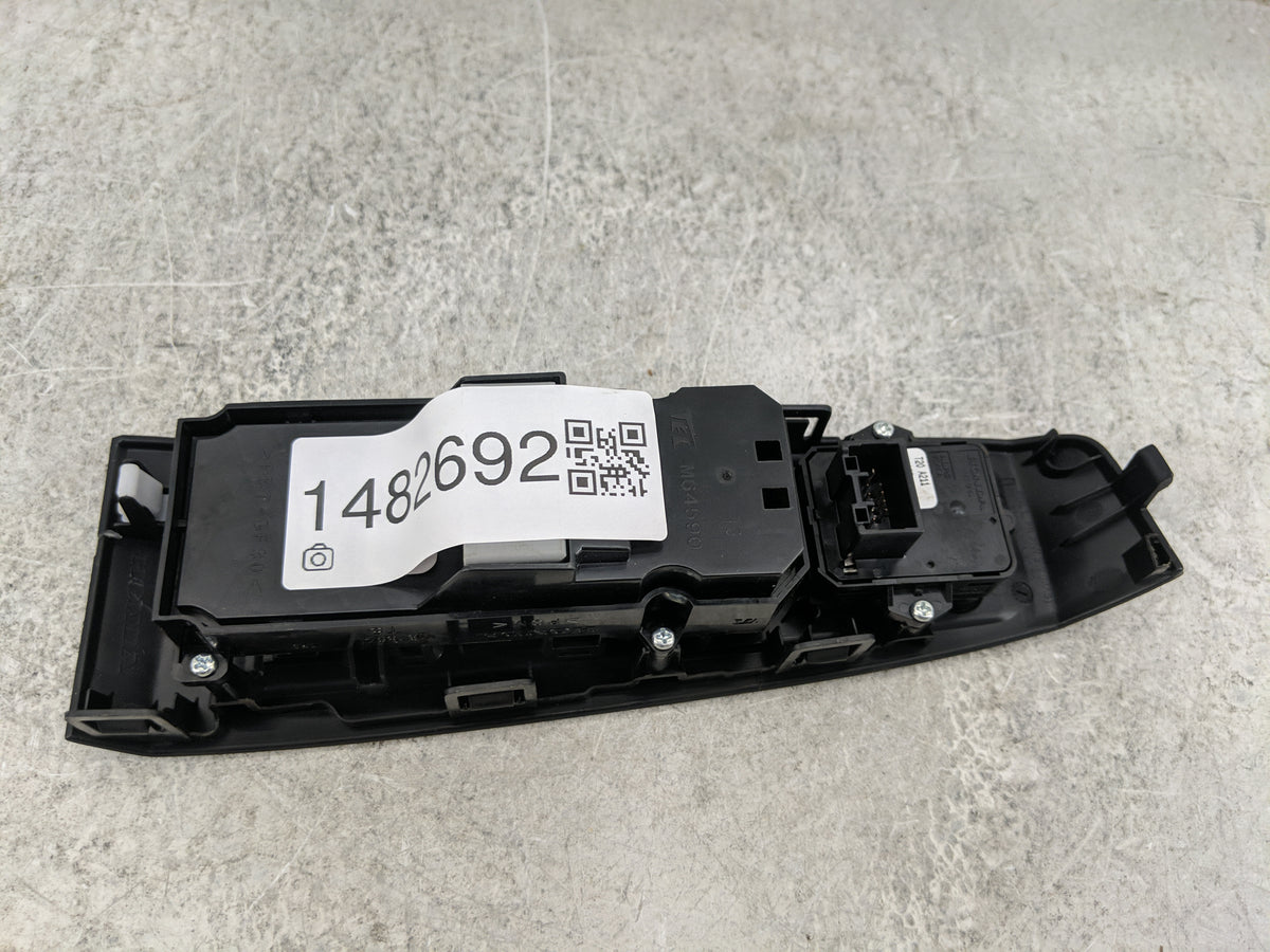 2025 Honda Accord Master Power Window Switch Replacement Driver Side Left P/N:T20 A211 0985T Fits OEM Used Auto Parts - Oemu