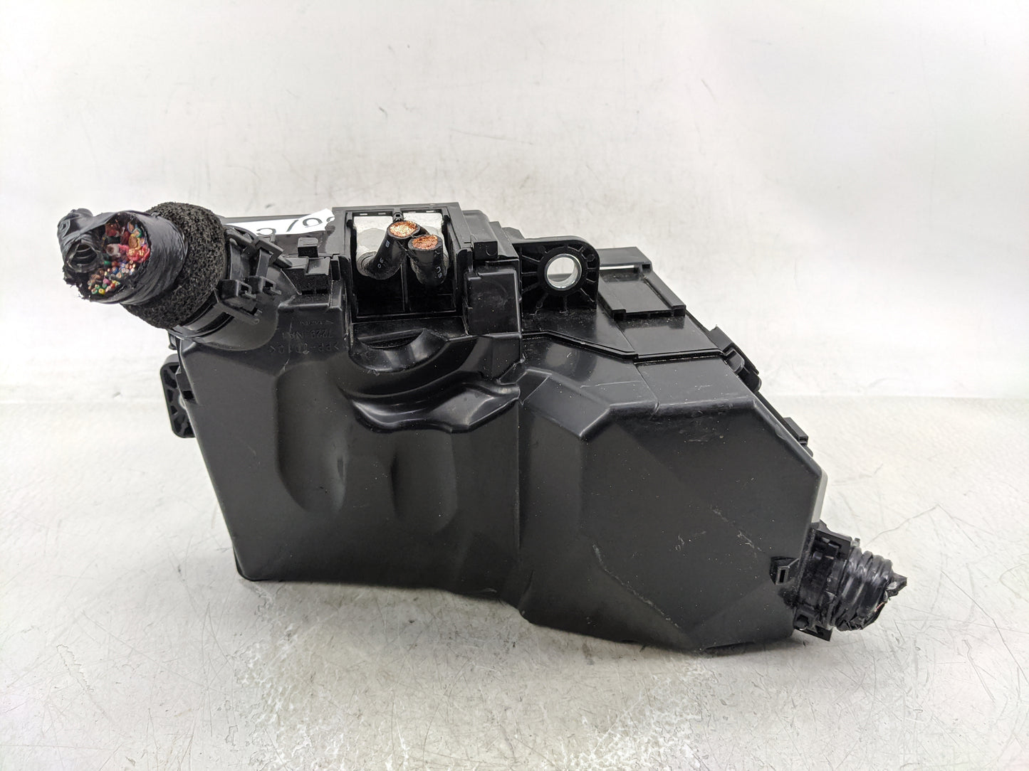 2025 Honda Civic Fusebox Fuse Box Panel Relay Module P/N:38850-T56-C110-Y1 38280-T20-A010-Y1 Fits OEM Used Auto Parts - Oemu