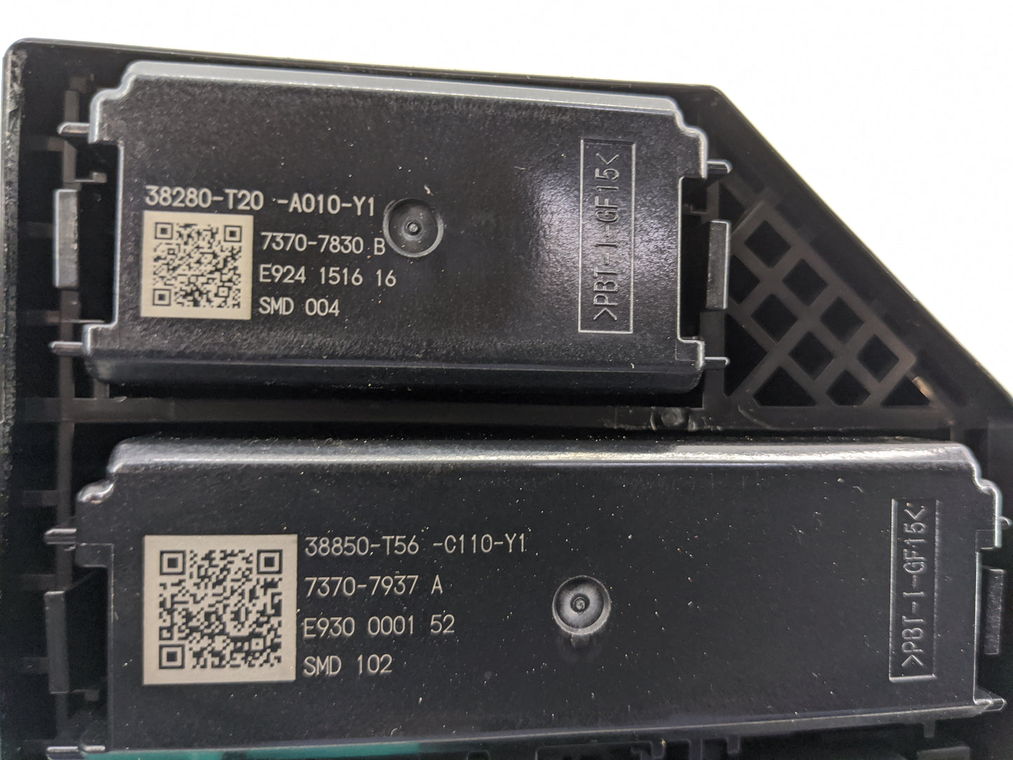 2025 Honda Civic Fusebox Fuse Box Panel Relay Module P/N:38850-T56-C110-Y1 38280-T20-A010-Y1 Fits OEM Used Auto Parts - Oemu