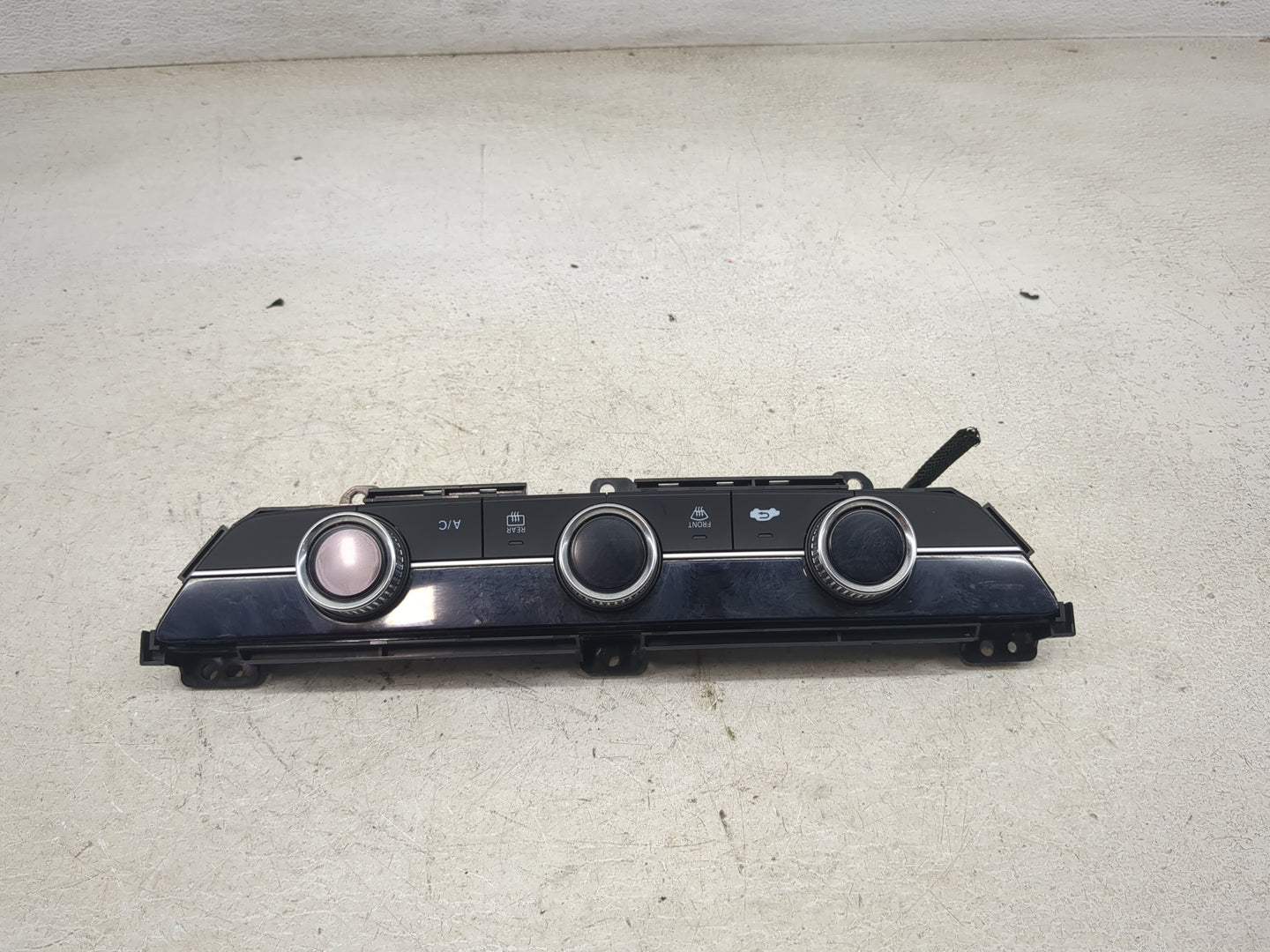 2025 Honda Civic Climate Control Module Temperature AC/Heater Replacement P/N:79600T56A010M1 Fits OEM Used Auto Parts - Oemu