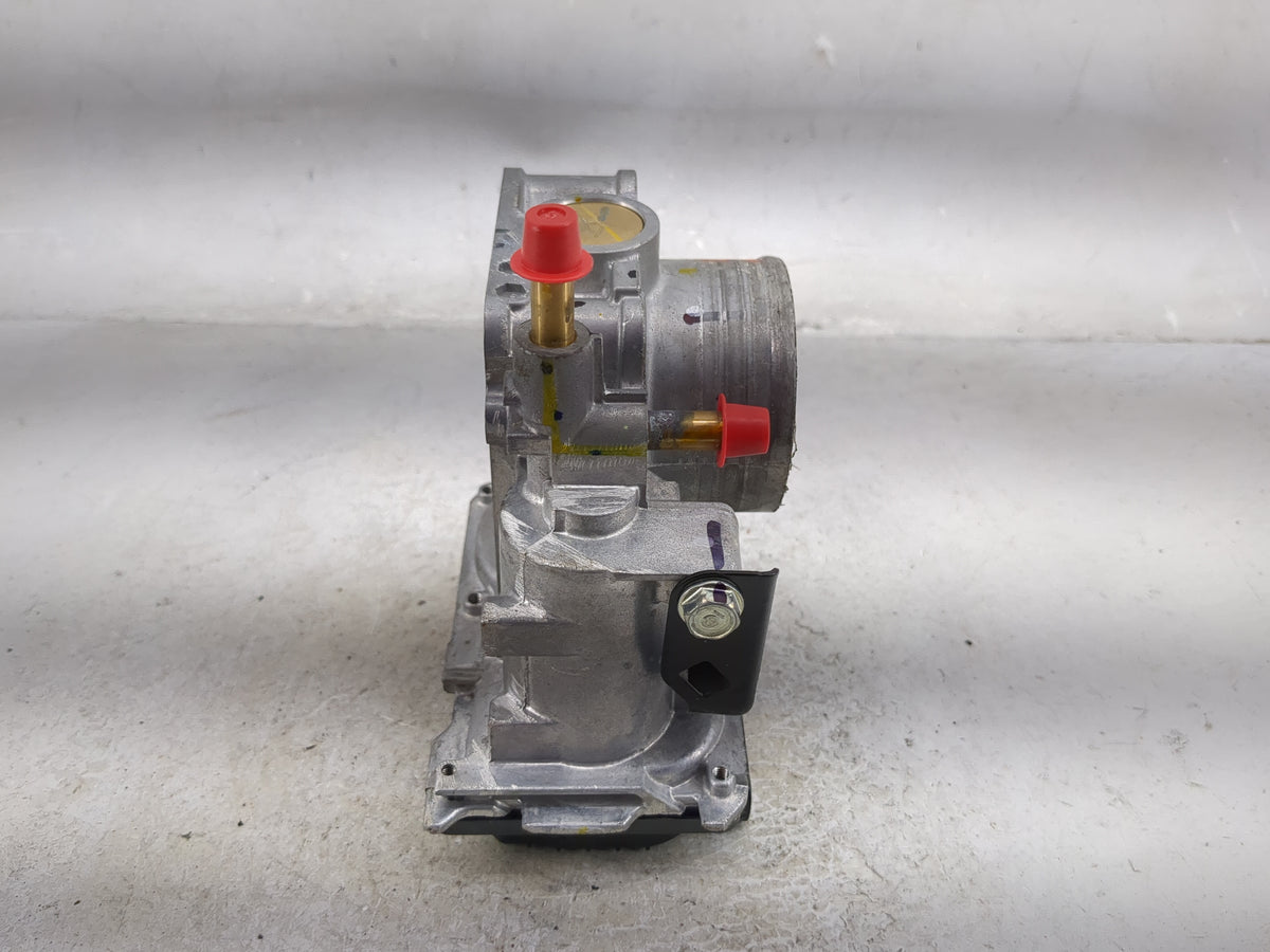 2025 Honda Civic Throttle Body P/N:HM19836THB321 GMK9A Fits OEM Used Auto Parts - Oemusedautoparts1.com
