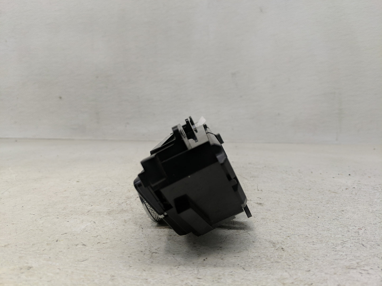 2025 Honda Cr-V Climate Control Module Temperature AC/Heater Replacement P/N:79610-T22-A313-M1 Fits OEM Used Auto Parts - Oe