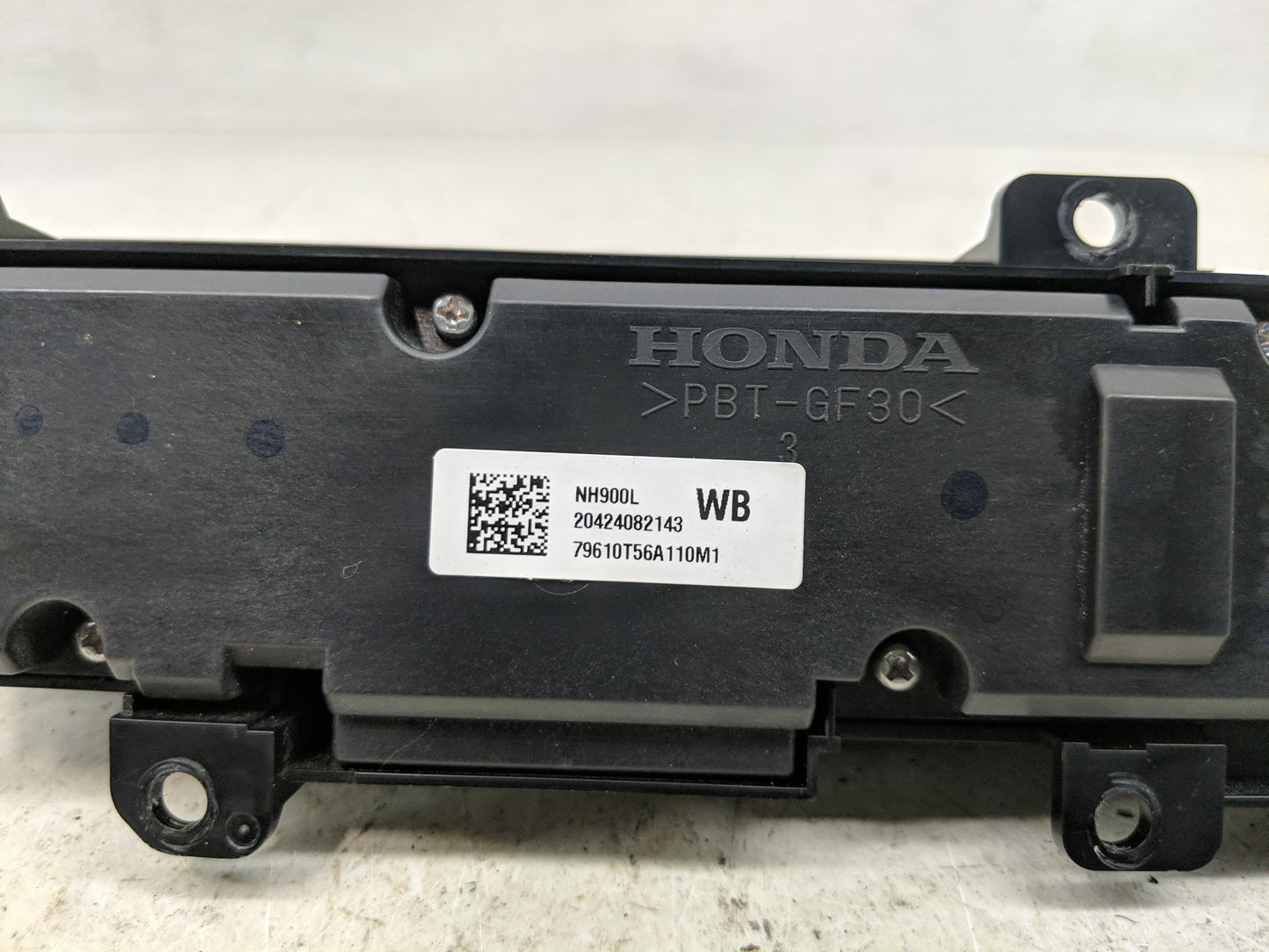 2025 Honda Cr-V Climate Control Module Temperature AC/Heater Replacement P/N:79610-T22-A313-M1 Fits OEM Used Auto Parts - Oe