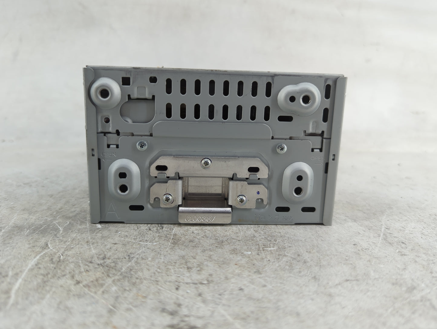 2025 Honda Cr-V Radio AM FM Cd Player Receiver Replacement P/N:8A500-3A0-A12 CL-MH2CN6TX, AC-J932AH2001 Fits OEM Used Auto P