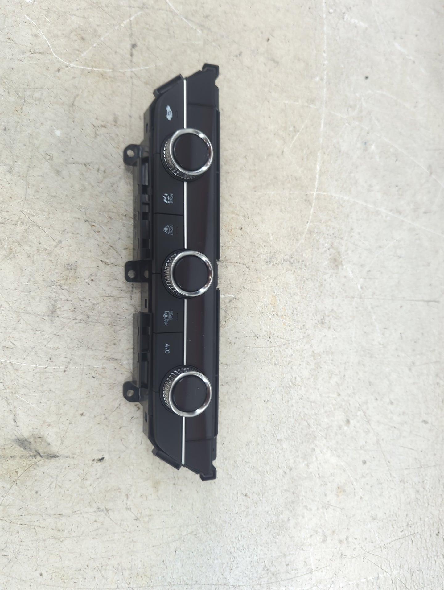 2025 Honda Crv Climate Control Module Temperature AC/Heater Replacement P/N:79610T22A313M1 Fits OEM Used Auto Parts - Oemuse