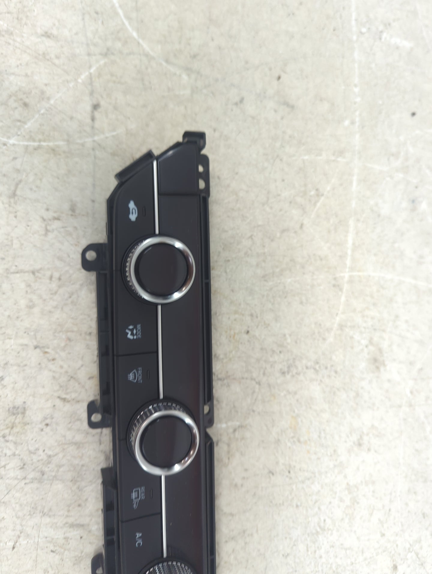 2025 Honda Crv Climate Control Module Temperature AC/Heater Replacement P/N:79610T22A313M1 Fits OEM Used Auto Parts - Oemuse