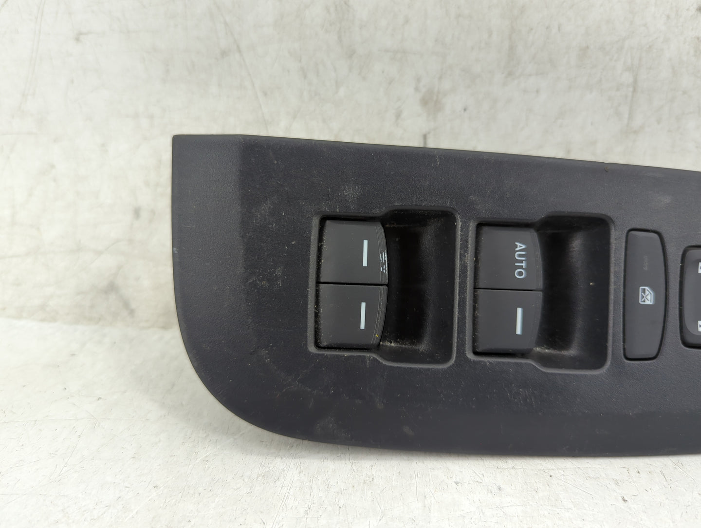 2025 Honda Hr-V Master Power Window Switch Replacement Driver Side Left P/N:M64590 Fits Fits 2022 OEM Used Auto Parts - Oemu
