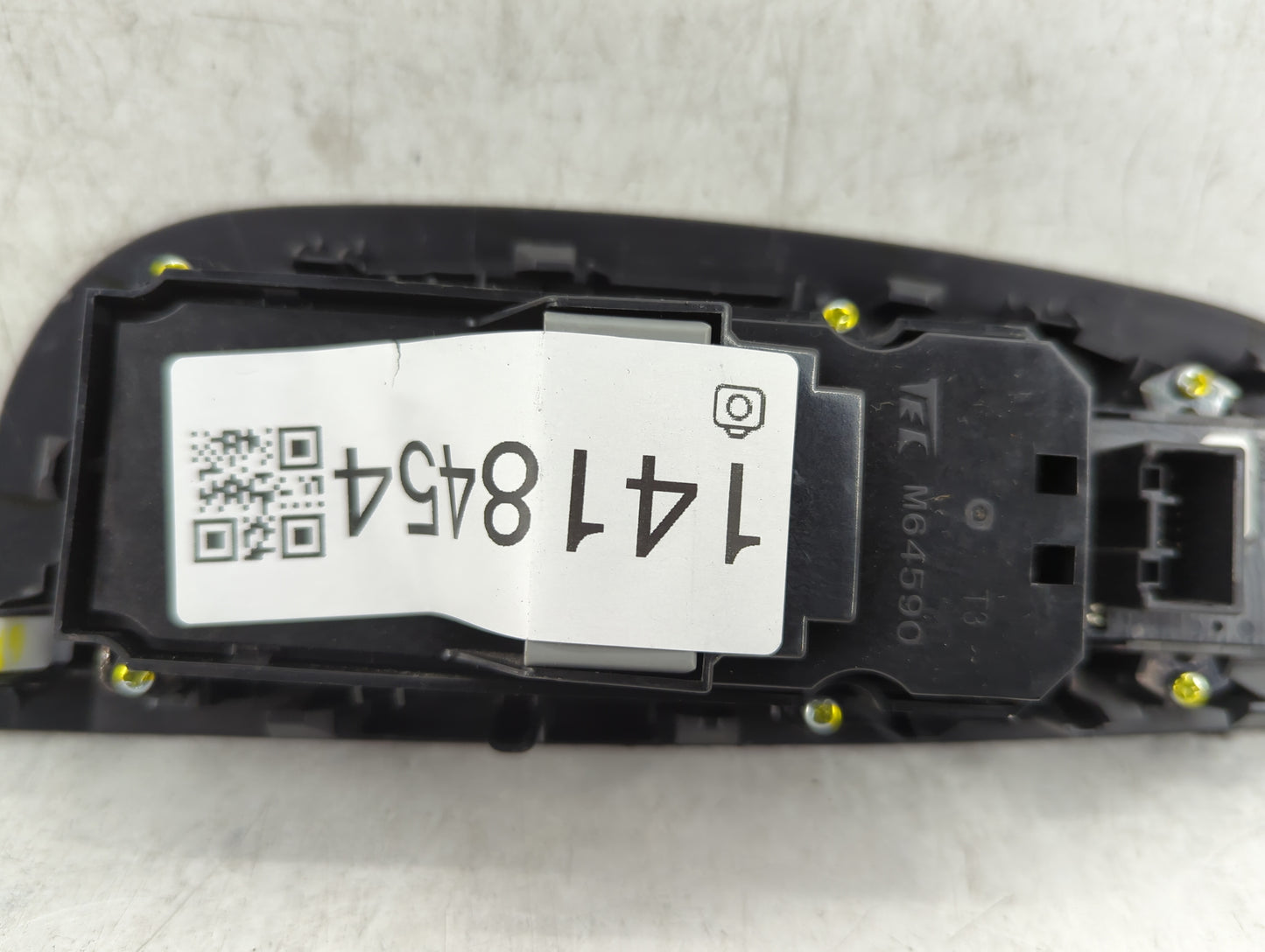 2025 Honda Hr-V Master Power Window Switch Replacement Driver Side Left P/N:M64590 Fits Fits 2022 OEM Used Auto Parts - Oemu