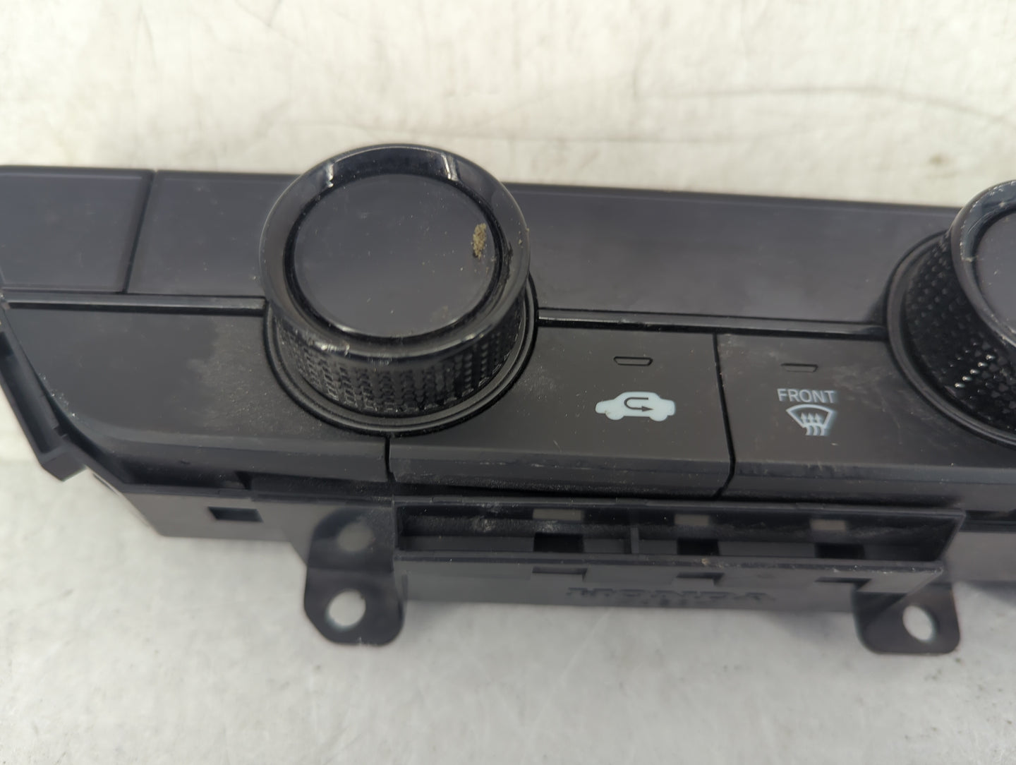 2025 Honda Hr-V Climate Control Module Temperature AC/Heater Replacement P/N:796103W0A111M1 Fits OEM Used Auto Parts - Oemus