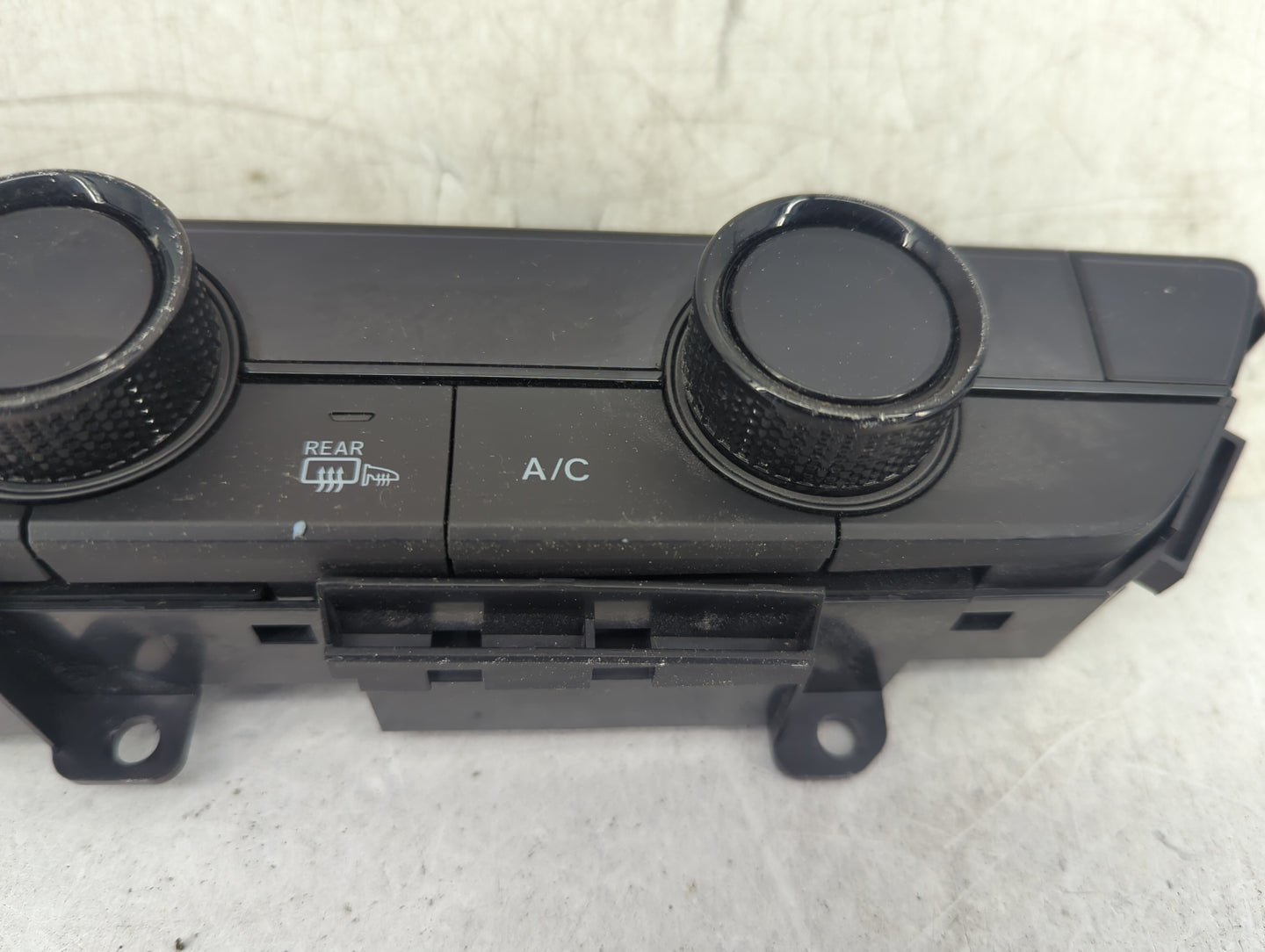 2025 Honda Hr-V Climate Control Module Temperature AC/Heater Replacement P/N:796103W0A111M1 Fits OEM Used Auto Parts - Oemus