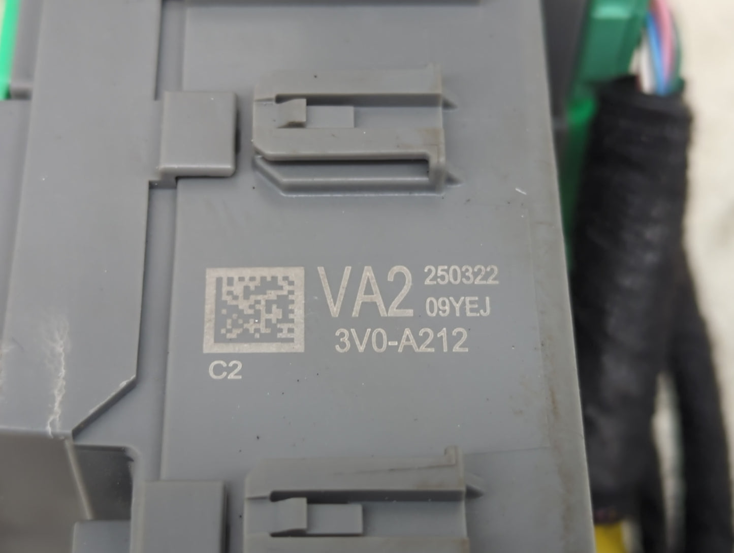 2025 Honda Hr-V Fusebox Fuse Box Panel Relay Module P/N:250322 3V0-A212 Fits OEM Used Auto Parts - Oemusedautoparts1.com