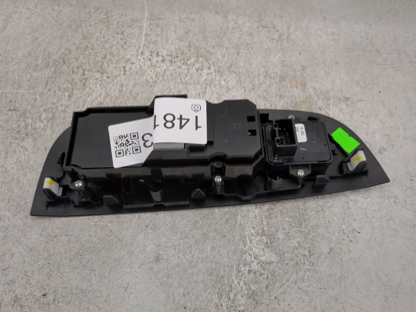2025 Honda Hr-V Master Power Window Switch Replacement Driver Side Left P/N:83590T3WNA110M1 NH900L Fits OEM Used Auto Parts 