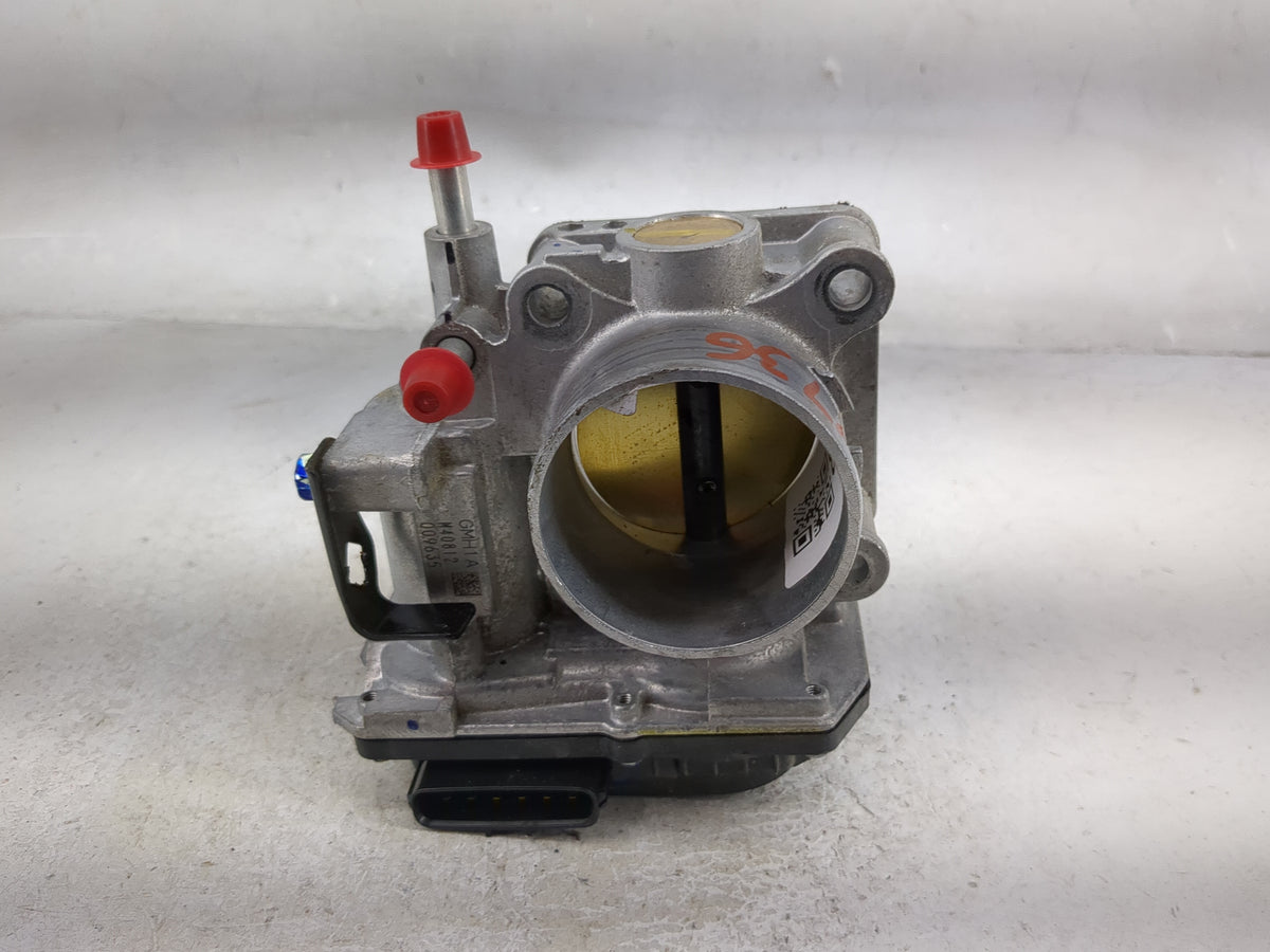 2025 Honda Hr-V Throttle Body P/N:GMH1A M40812, 009635 Fits Fits 2016 2017 2018 2019 2020 2021 2022 OEM Used Auto Parts - Oe