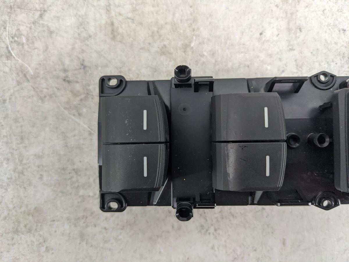 2025 Honda Odyssey Master Power Window Switch Replacement Driver Side Left P/N:35750THRA221M1 Fits OEM Used Auto Parts - Oem