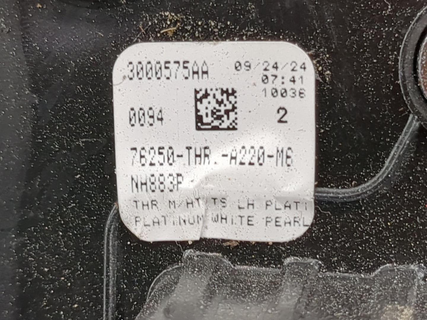 2025 Honda Odyssey Driver Side View Mirror - Left Door Mirror OEM Used - Oemusedautoparts1.com