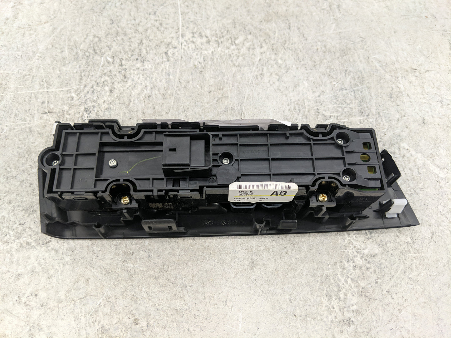 2025 Honda Pilot Master Power Window Switch Replacement Driver Side Left P/N:83590T90A020M1 NH900L Fits OEM Used Auto Parts 
