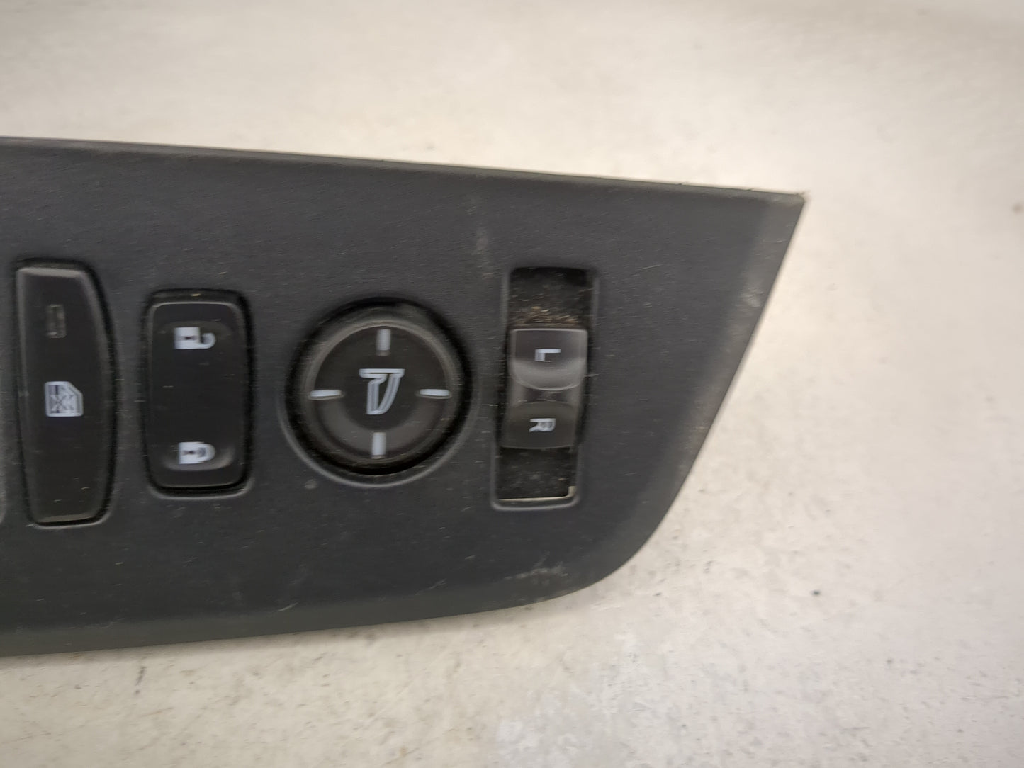 2025 Honda Pilot Master Power Window Switch Replacement Driver Side Left P/N:83590-T90 Fits OEM Used Auto Parts - Oemusedaut