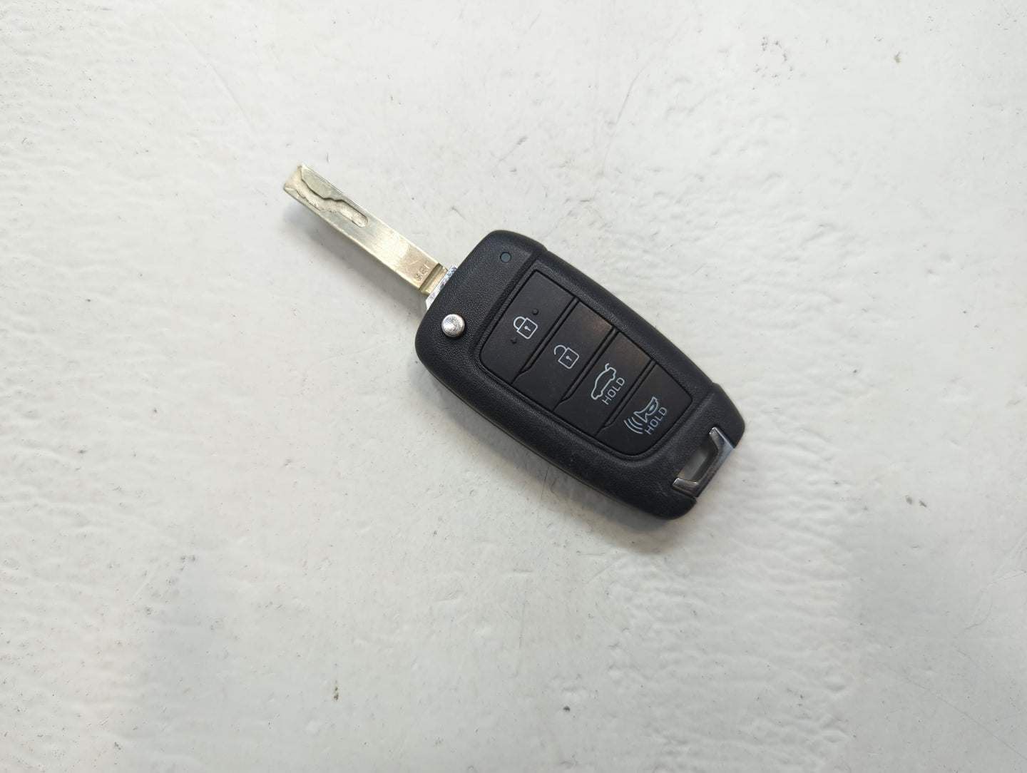Hyundai Elantra Keyless Entry Remote Fob NYOMBEC4TX2004 95430-AA600 4 buttons - Oemusedautoparts1.com