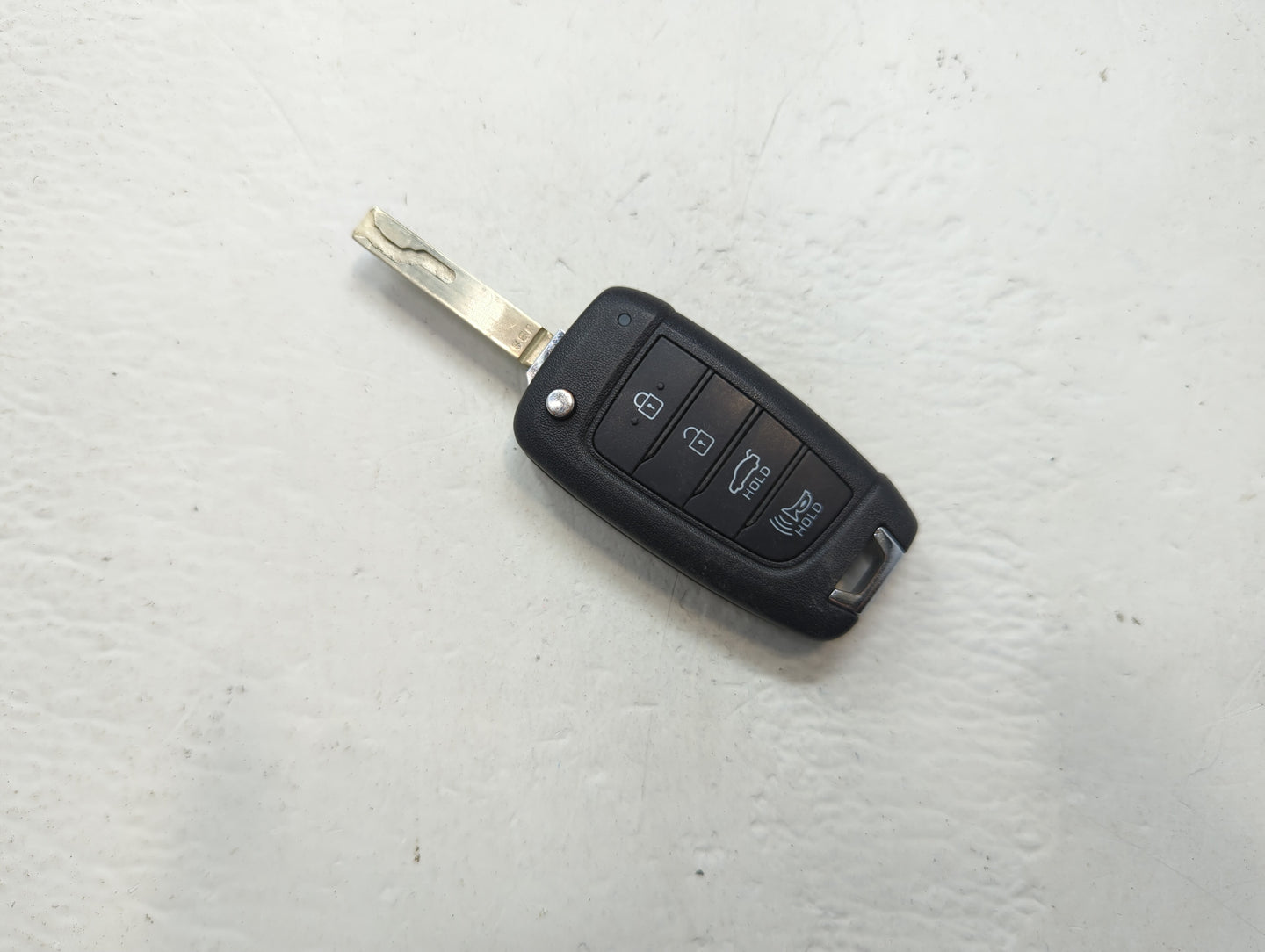 Hyundai Elantra Keyless Entry Remote Fob NYOMBEC4TX2004 95430-AA600 4 buttons - Oemusedautoparts1.com