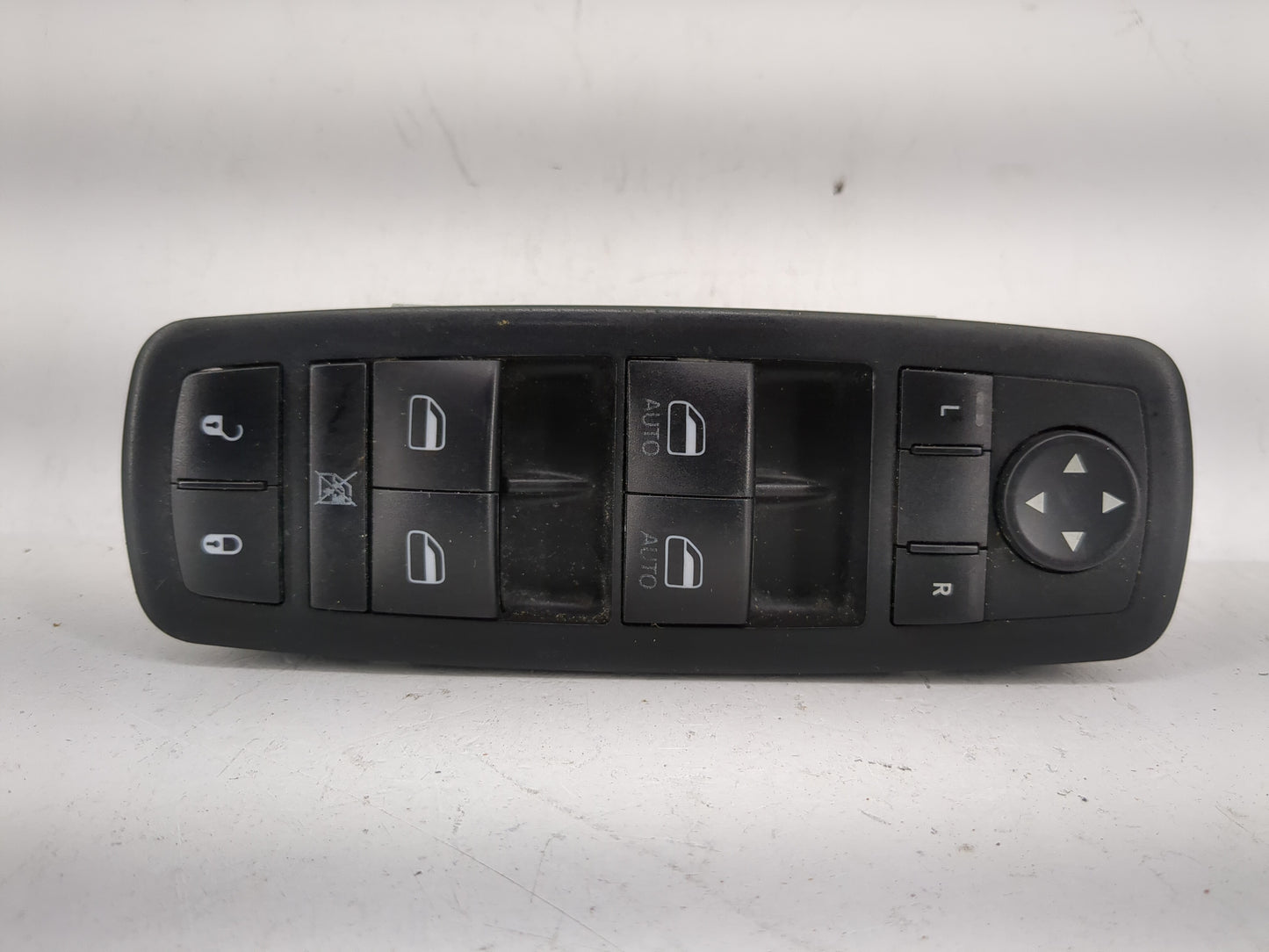 2025 Hyundai Elantra Master Power Window Switch Replacement Driver Side Left P/N:56046823AE Fits OEM Used Auto Parts - Oemus