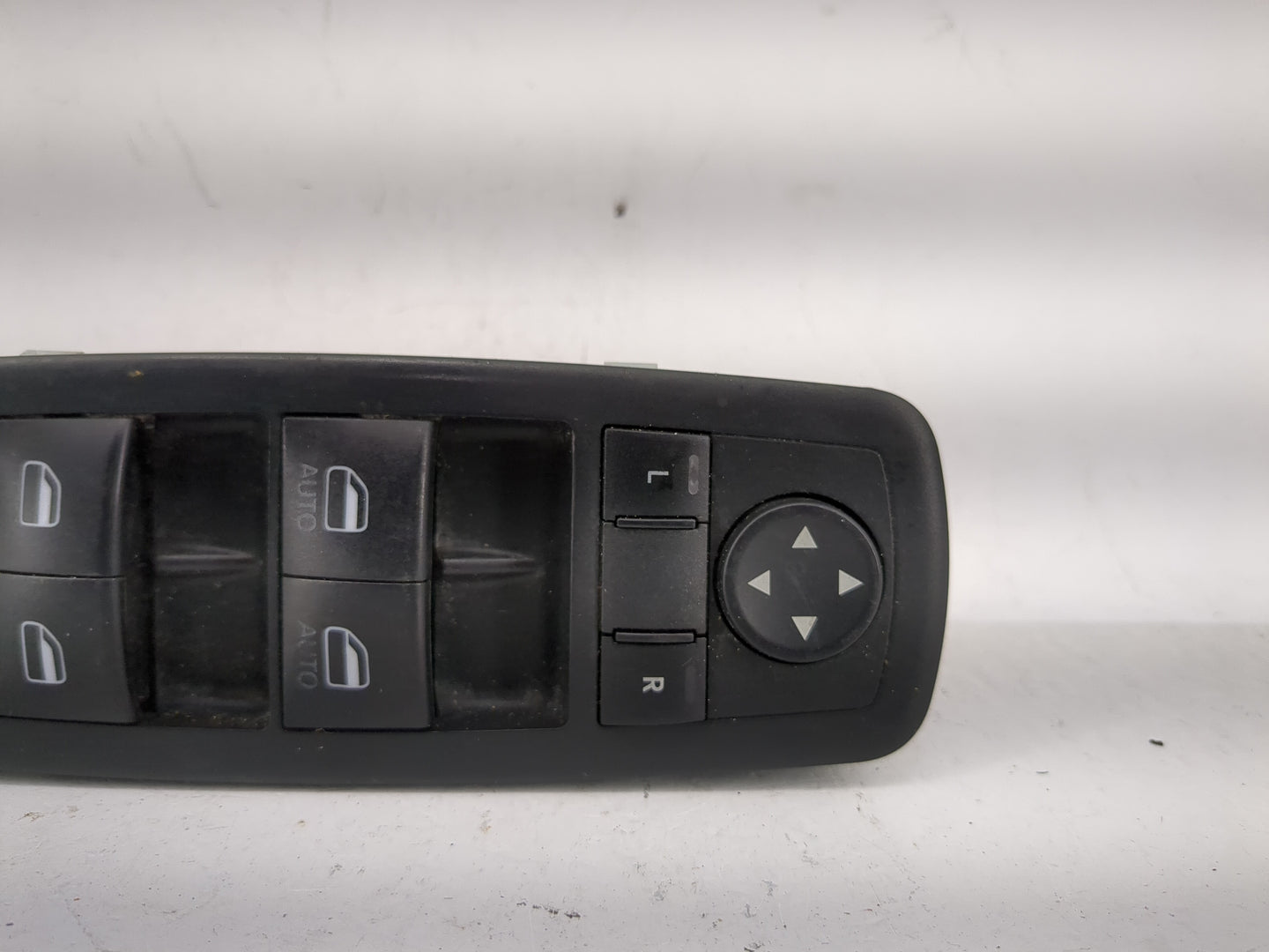 2025 Hyundai Elantra Master Power Window Switch Replacement Driver Side Left P/N:56046823AE Fits OEM Used Auto Parts - Oemus