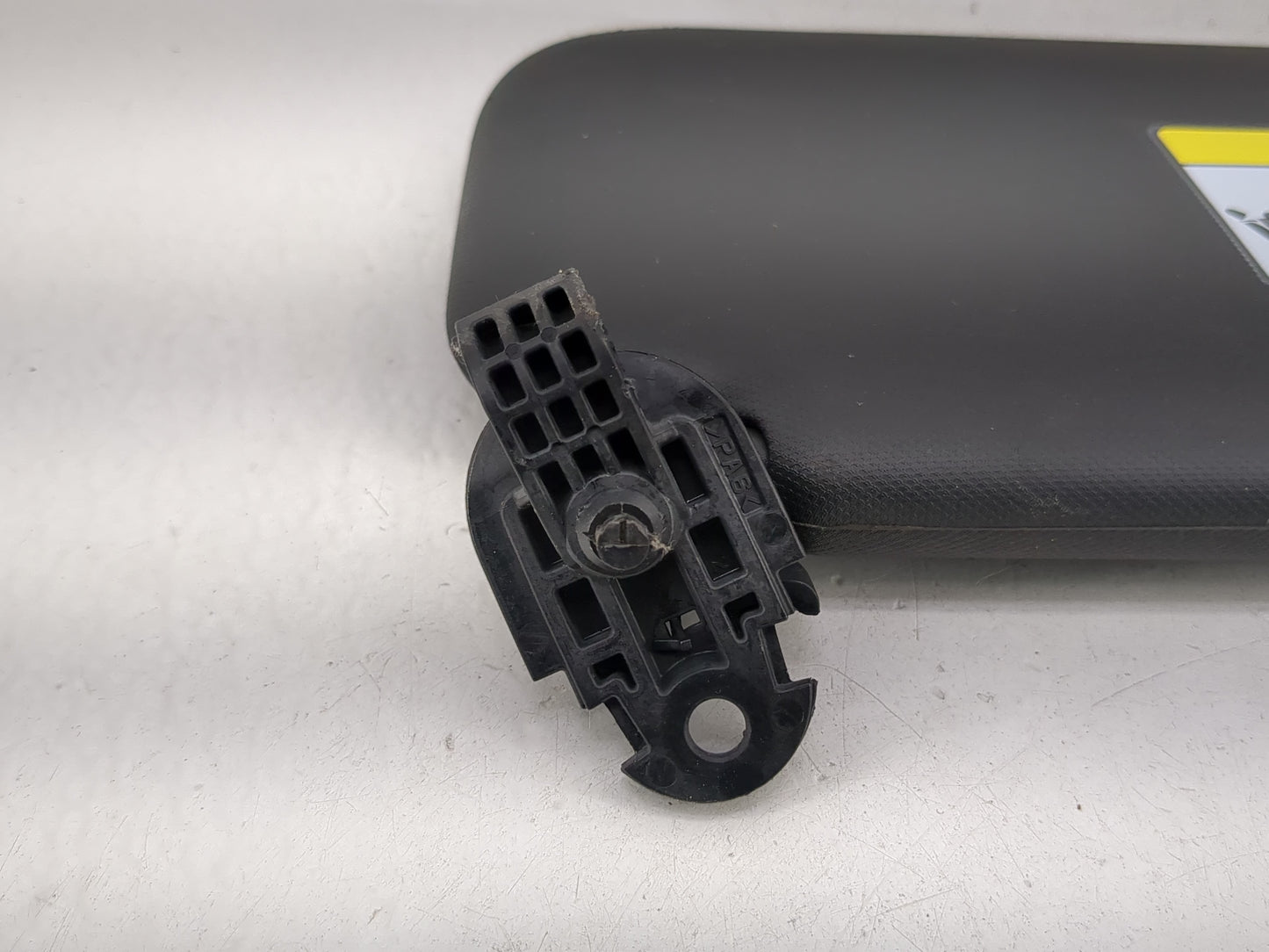 2025 Hyundai Elantra Sun Visor Shade Replacement Driver Left Mirror Fits OEM Used Auto Parts - Oemusedautoparts1.com