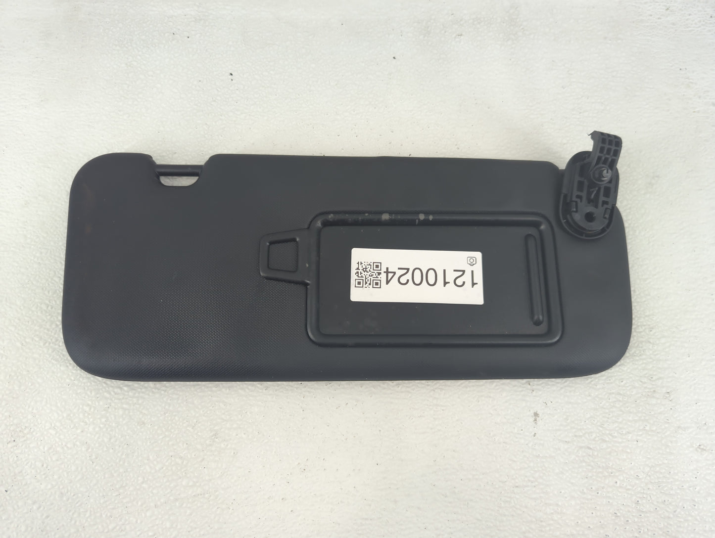 2025 Hyundai Elantra Sun Visor Shade Replacement Passenger Right Mirror Fits OEM Used Auto Parts - Oemusedautoparts1.com