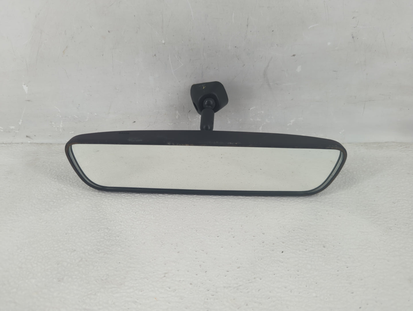 2025 Hyundai Elantra Interior Rear View Mirror Replacement OEM Fits OEM Used Auto Parts - Oemusedautoparts1.com