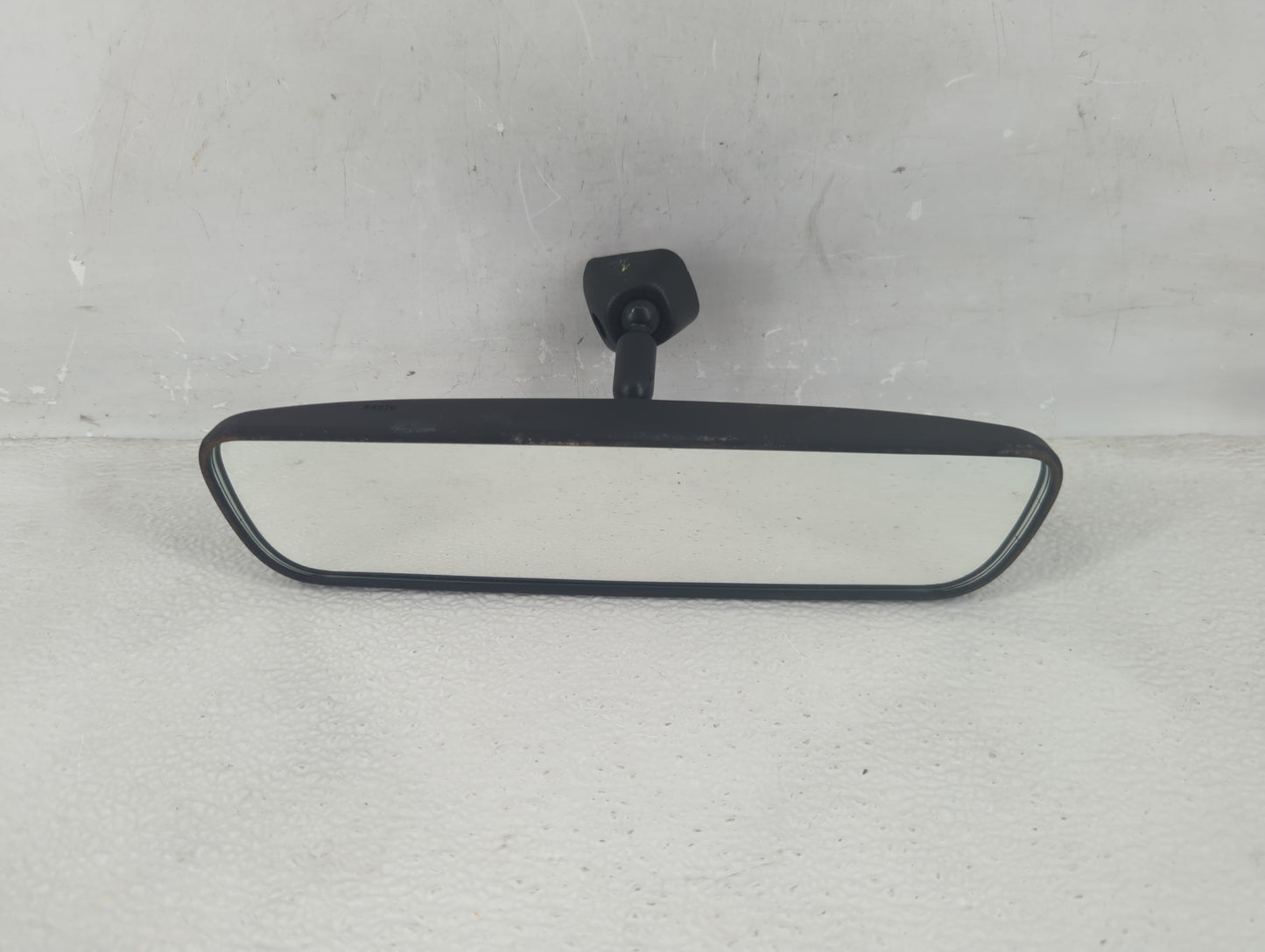 2025 Hyundai Elantra Interior Rear View Mirror Replacement OEM Fits OEM Used Auto Parts - Oemusedautoparts1.com
