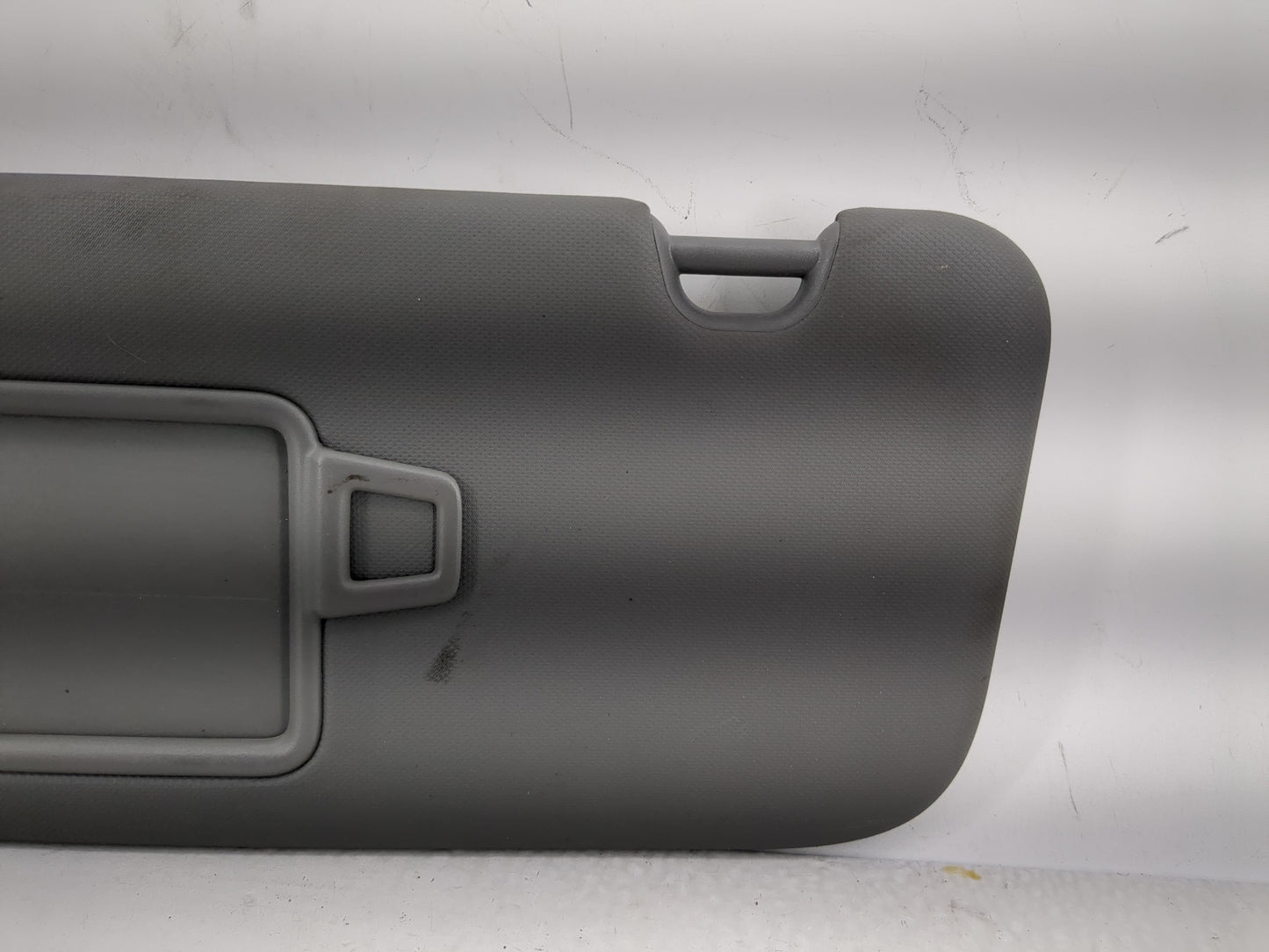 2025 Hyundai Elantra Sun Visor Shade Replacement Driver Left Mirror Fits OEM Used Auto Parts - Oemusedautoparts1.com