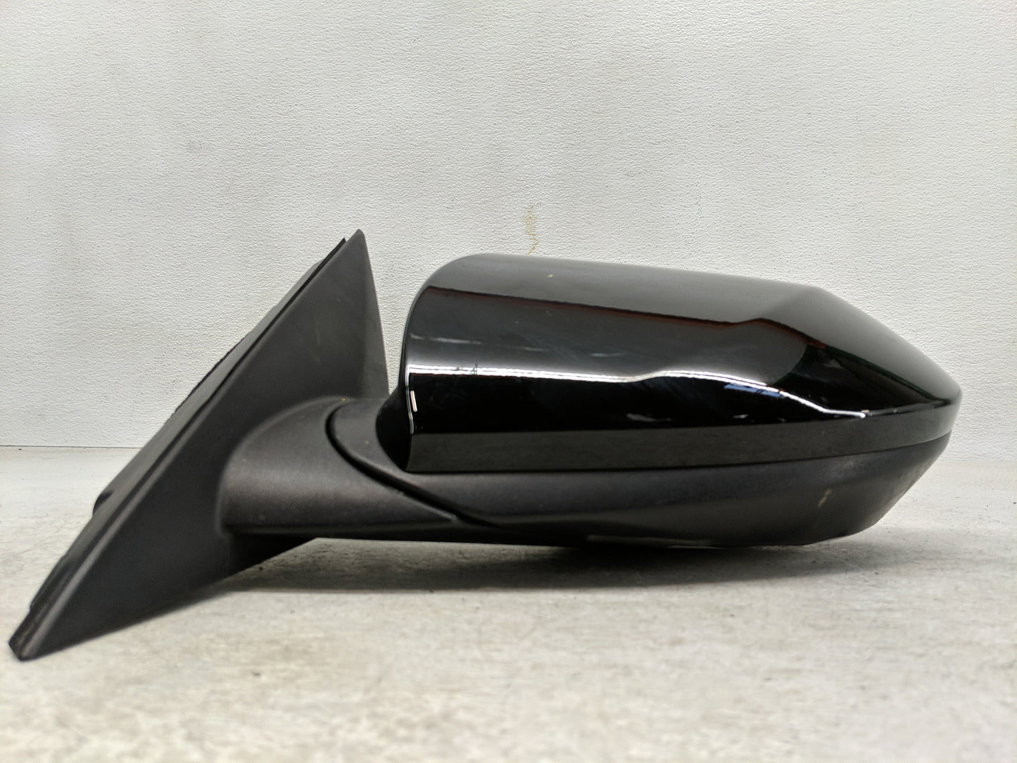 2025 Hyundai Elantra Driver Side View Mirror - Left Door Mirror OEM Used - Oemusedautoparts1.com