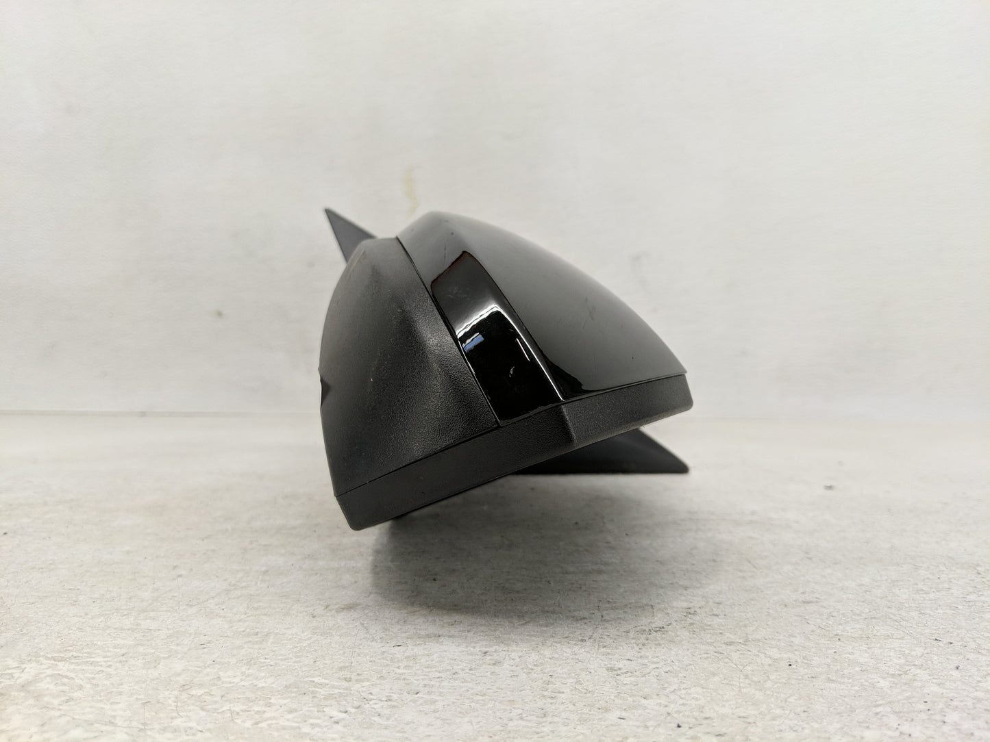 2025 Hyundai Elantra Driver Side View Mirror - Left Door Mirror OEM Used - Oemusedautoparts1.com