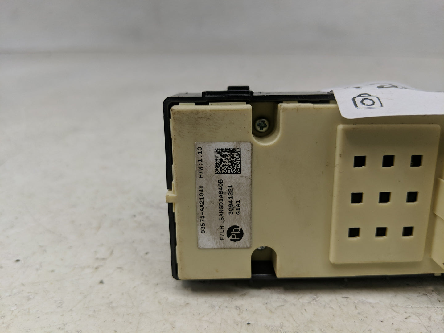 2025 Hyundai Elantra Master Power Window Switch Replacement Driver Side Left P/N:93571-AA2104X Fits OEM Used Auto Parts - Oe