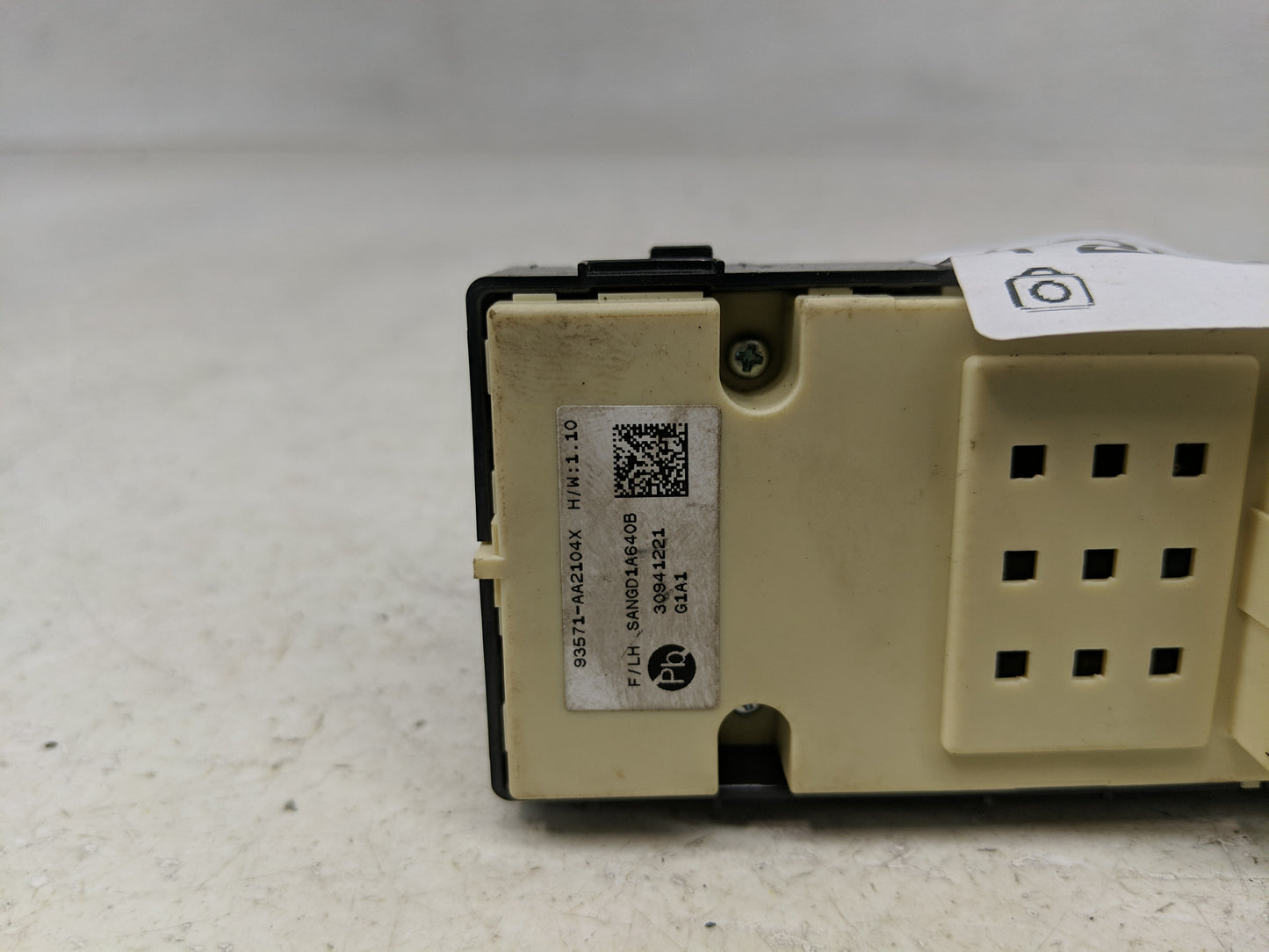 2025 Hyundai Elantra Master Power Window Switch Replacement Driver Side Left P/N:93571-AA2104X Fits OEM Used Auto Parts - Oe