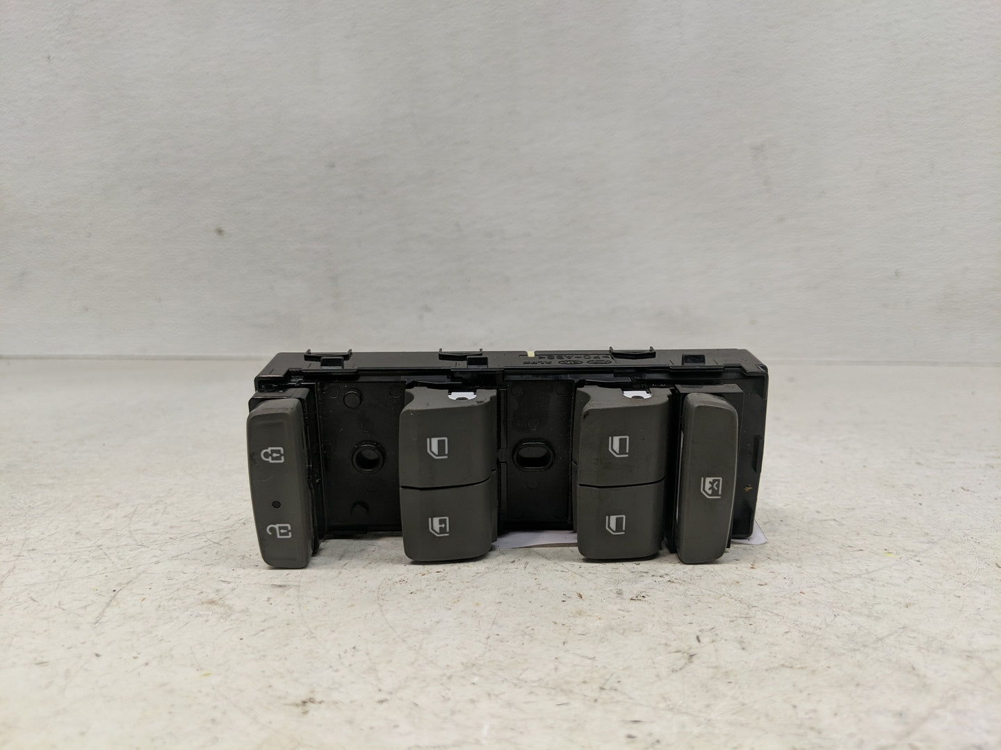 2025 Hyundai Elantra Master Power Window Switch Replacement Driver Side Left P/N:93571-AA110YFR Fits OEM Used Auto Parts - O